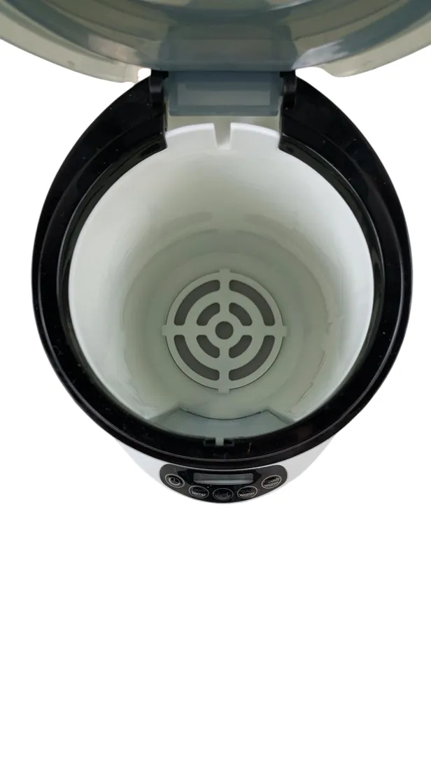 Baby Brezza Safe   Smart Bottle Warmer, Black and White