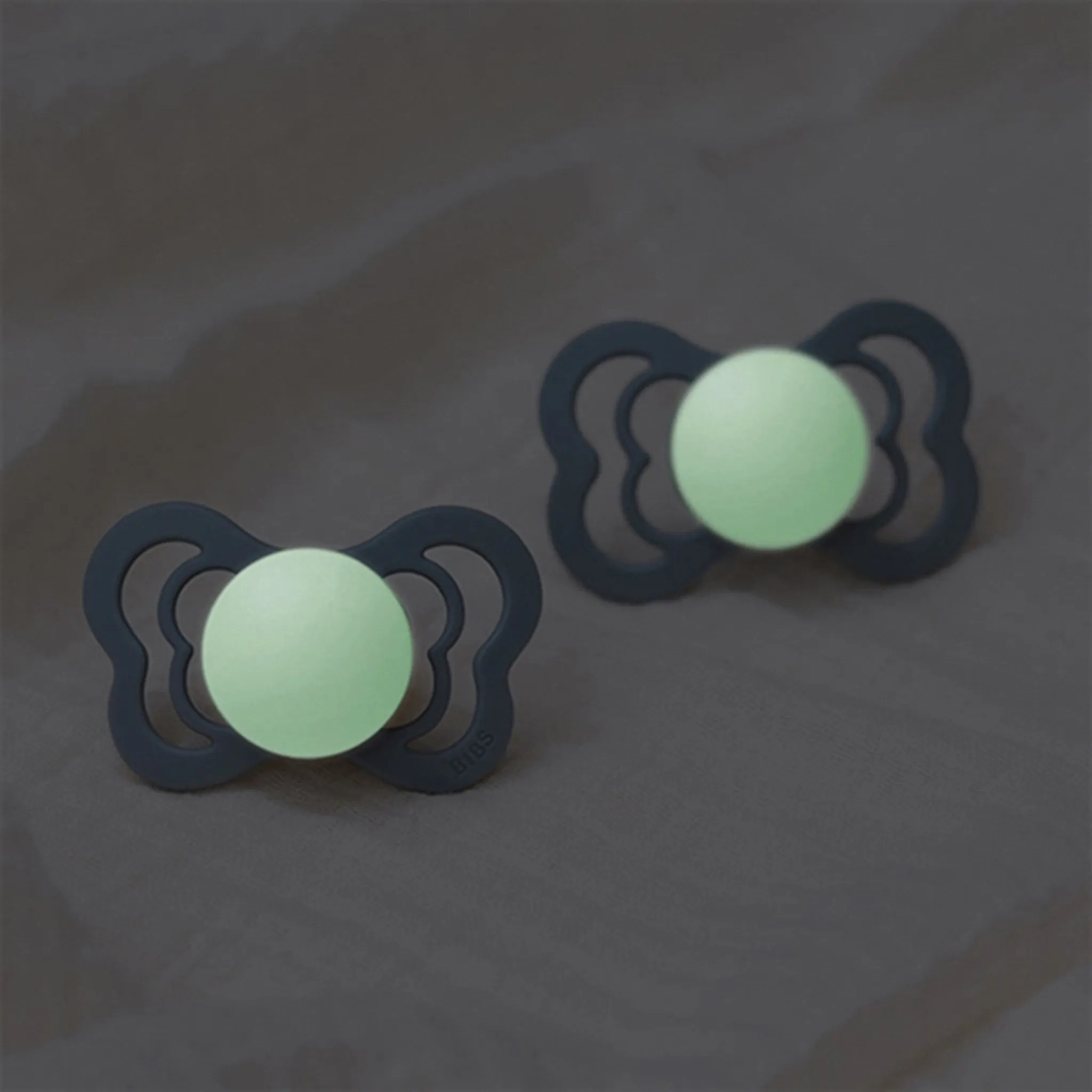 Bibs Supreme Silicone Pacifier 2-pack Symmetrical Glow Sage/Cloud