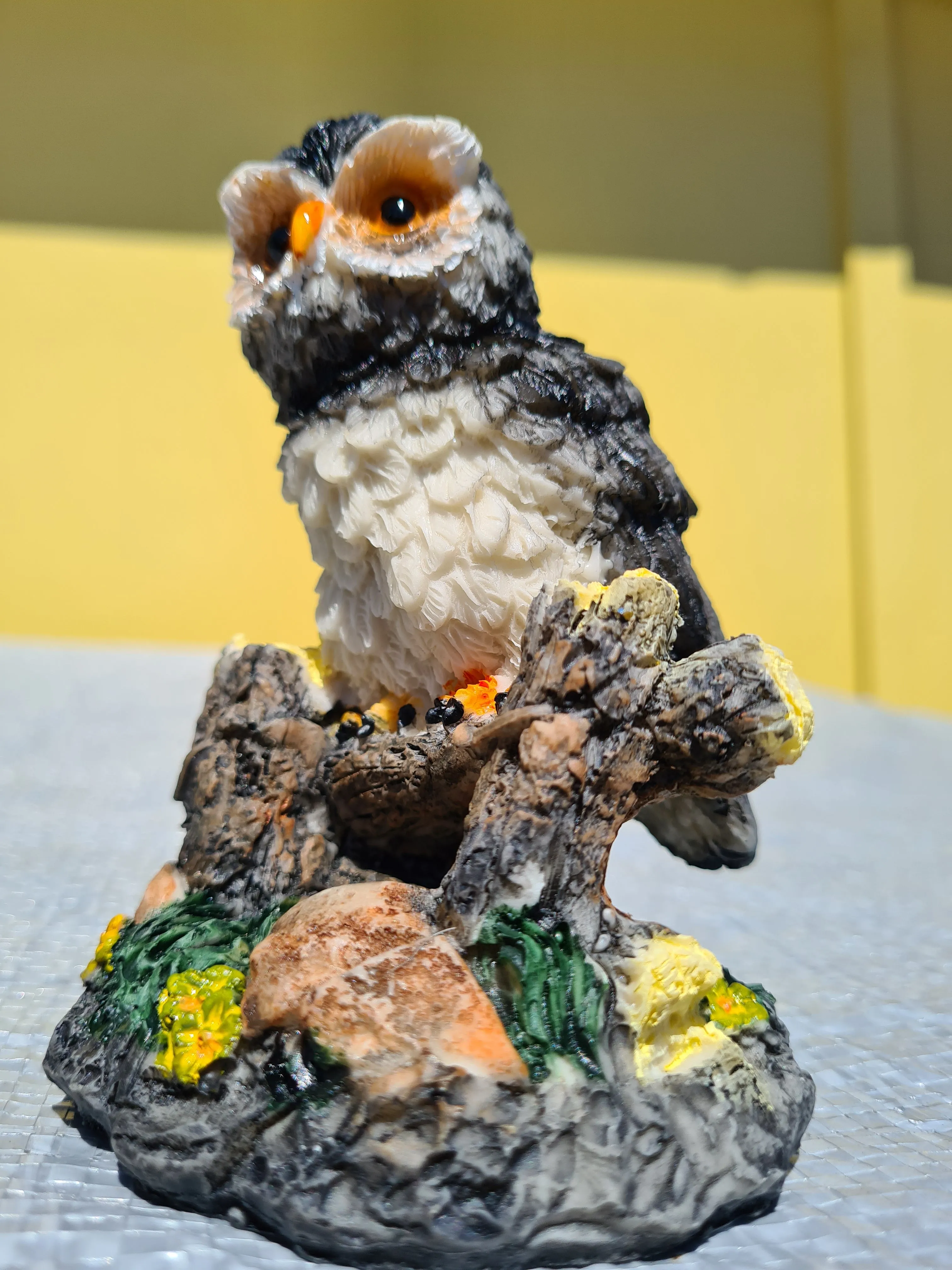CUTE OWL FIGURINE