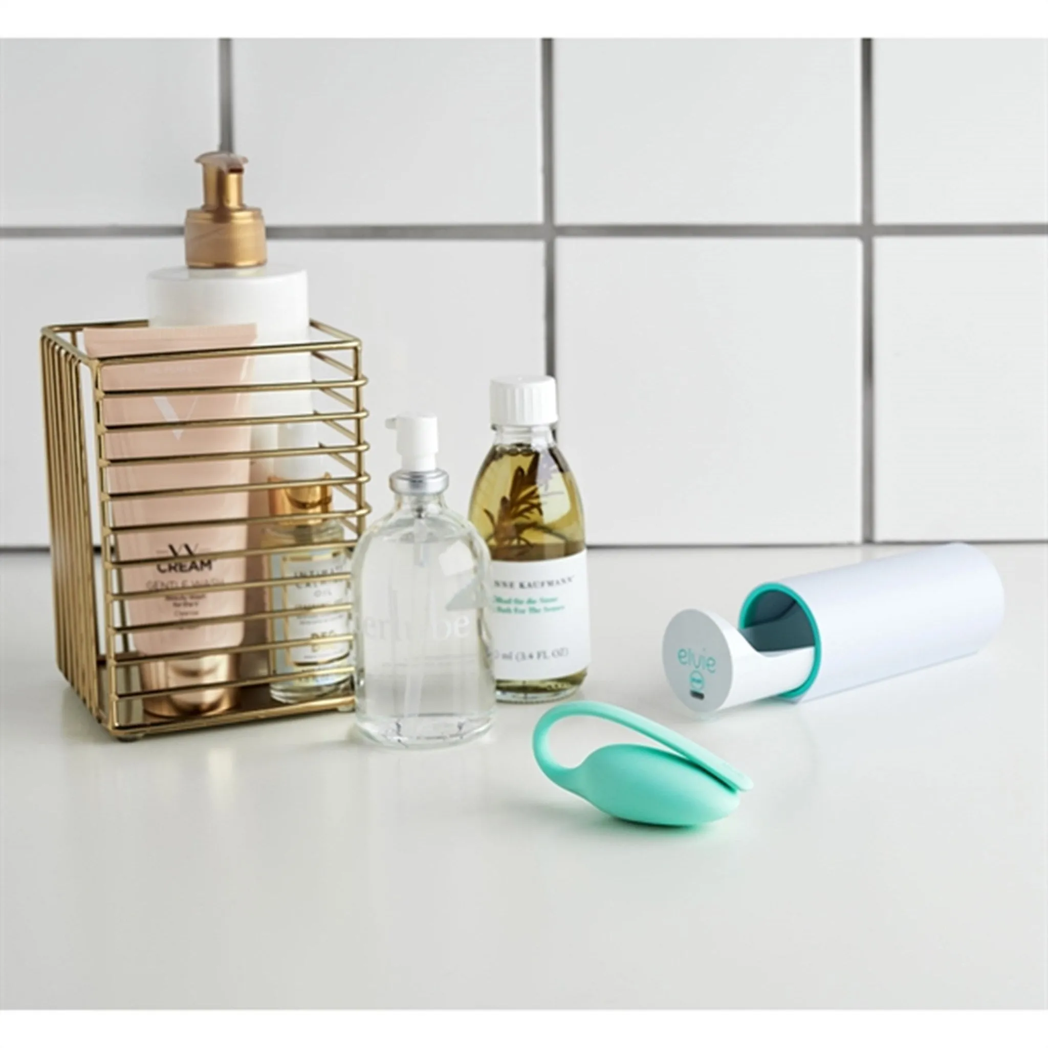 Elvie Trainer White