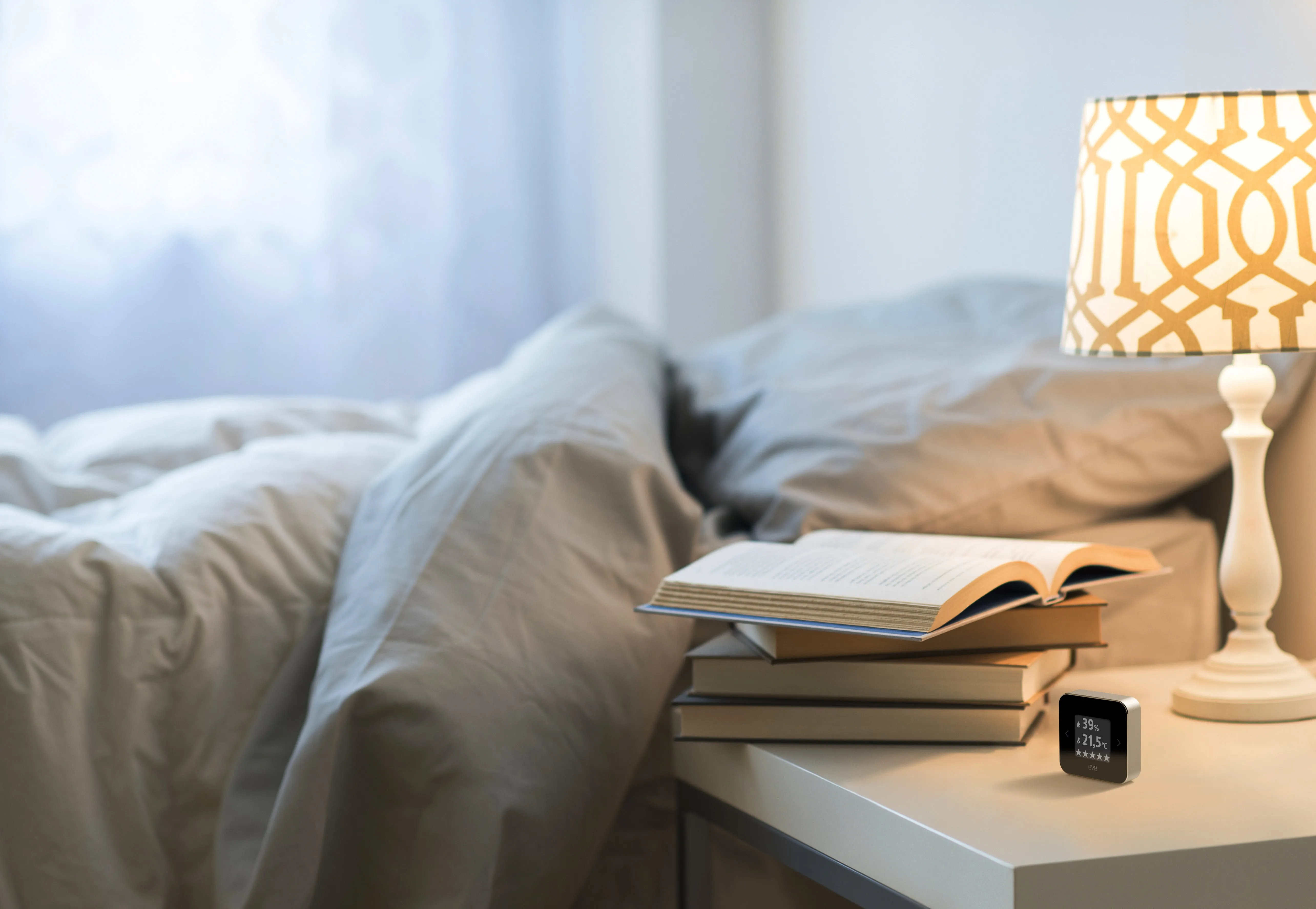 Eve Room Indoor air quality sensor with Apple HomeKit technology
