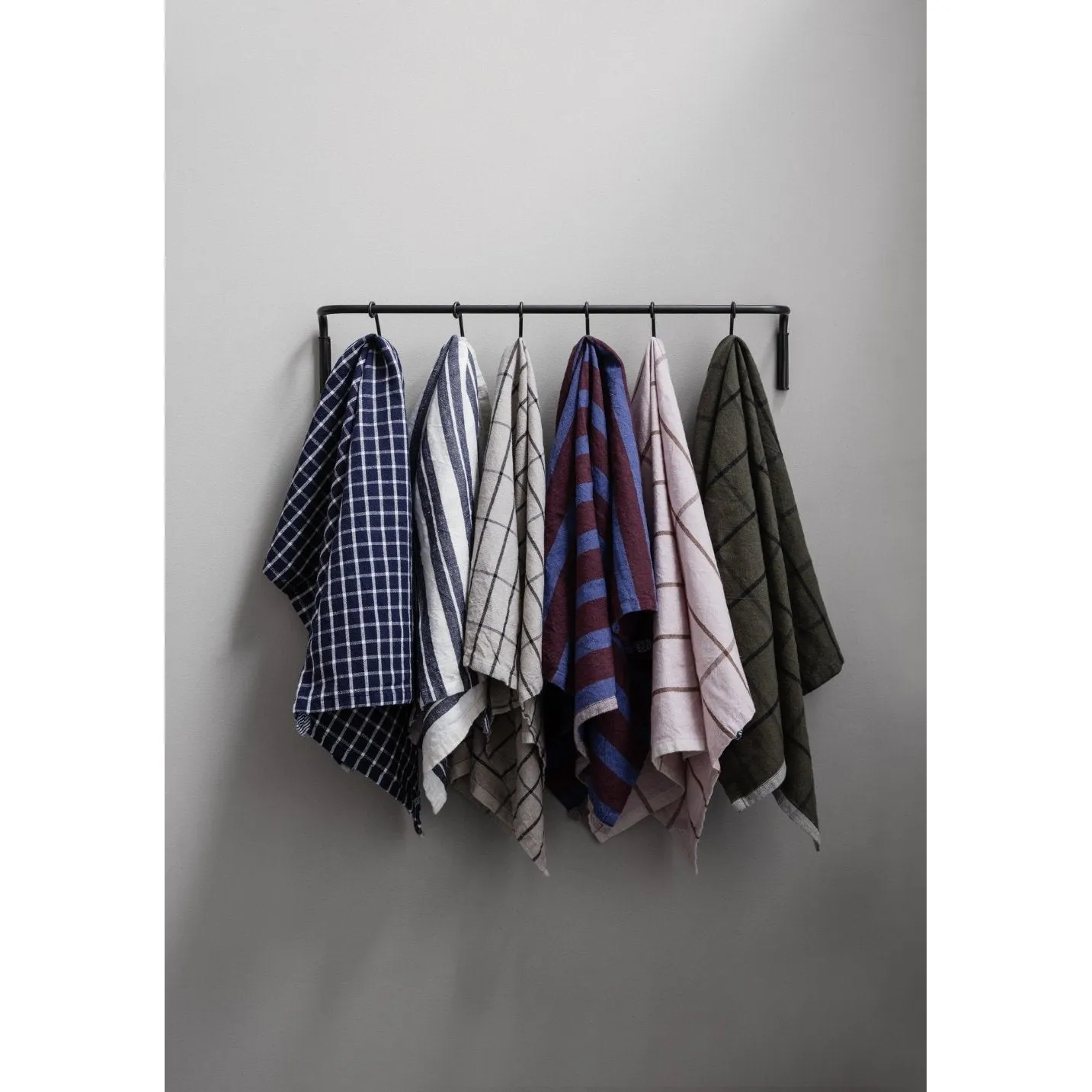 Ferm Living Hale Tea Towel, Sand Black