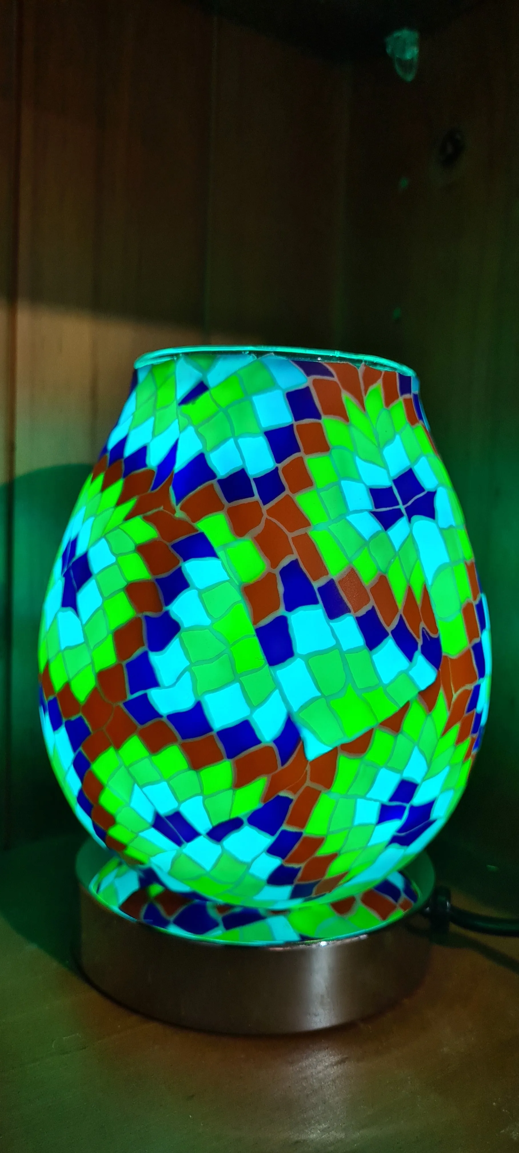 GEOMETRIC POLYMER LAMP WAX/ ESSENTIAL OIL WARMER