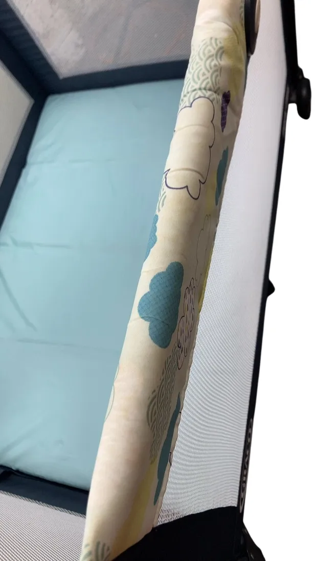 Graco Pack 'n Play On The Go Playard And Bassinet, Stratus