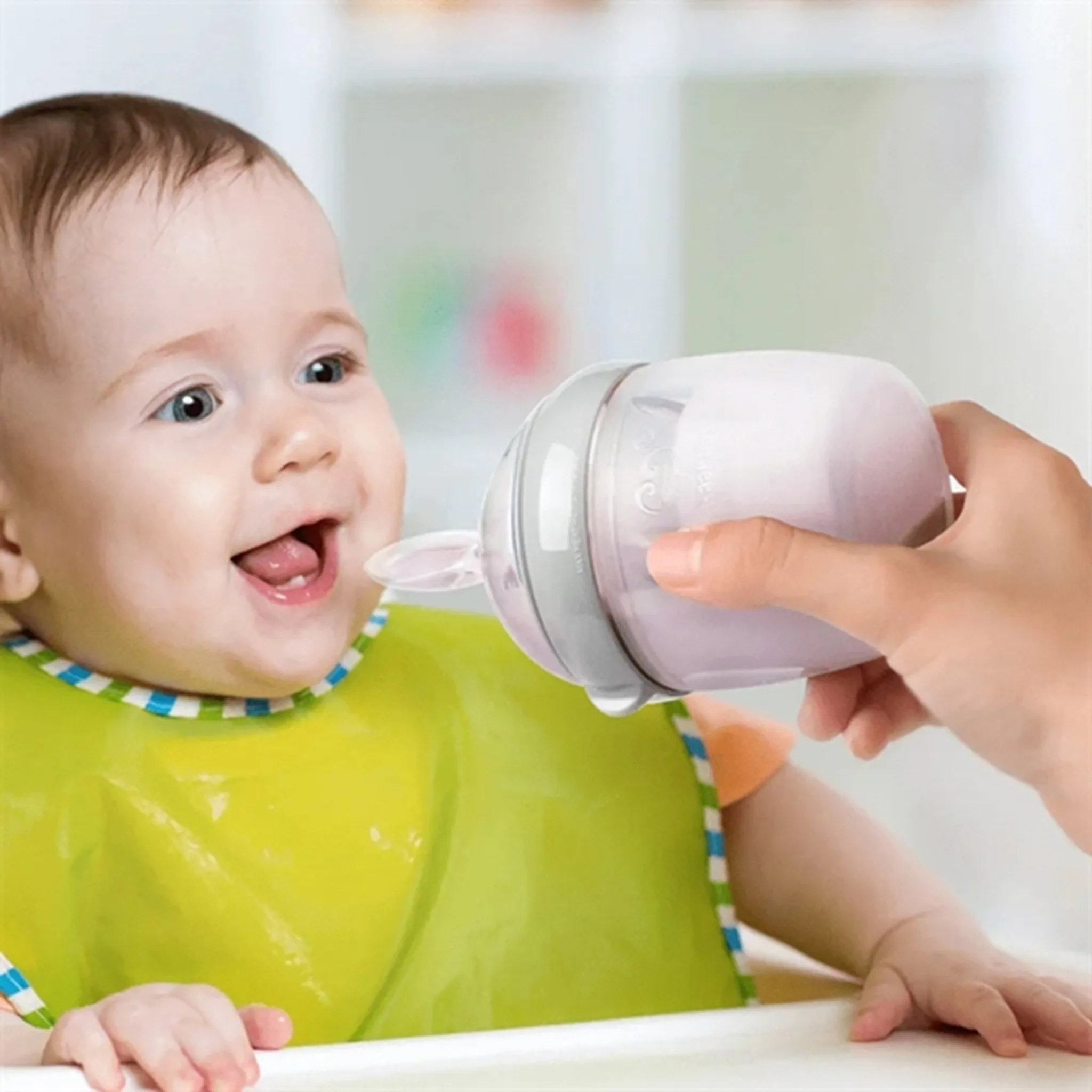 Haakaa Silicone Bottle With Spoon Gen 3.