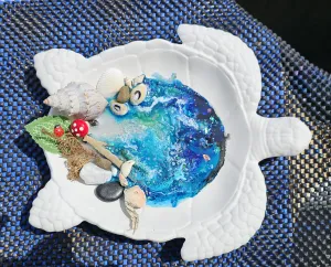HANDMDE TURTLE BEACHY SCENE DISH