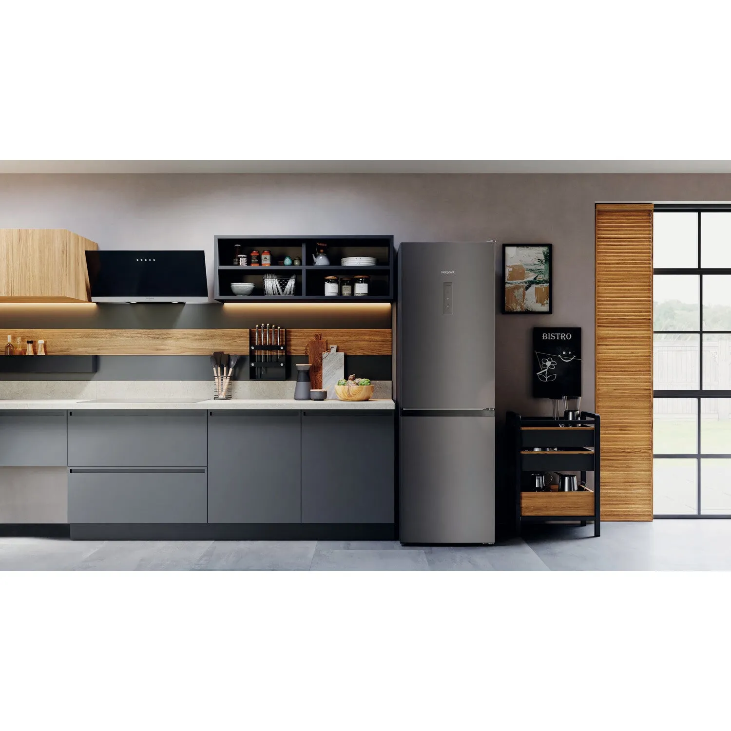 Hotpoint H5X 82O SK Freestanding 335L Fridge Freezer - Black, E Rated