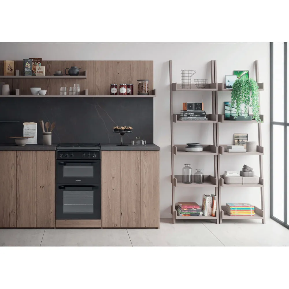 Hotpoint HD5V92KCB Freestanding Electric Ceramic Cooker - Black