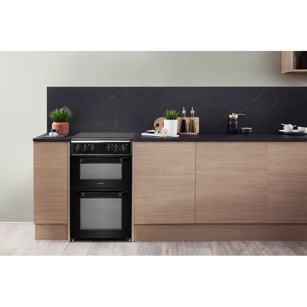 Hotpoint HD5V92KCB Freestanding Electric Ceramic Cooker - Black