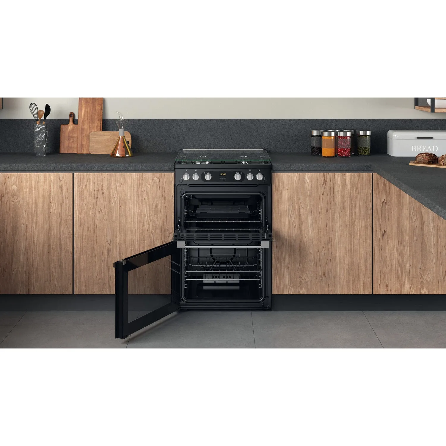 Hotpoint HDM67G0C2CB/UK Freestanding Gas Cooker - Black