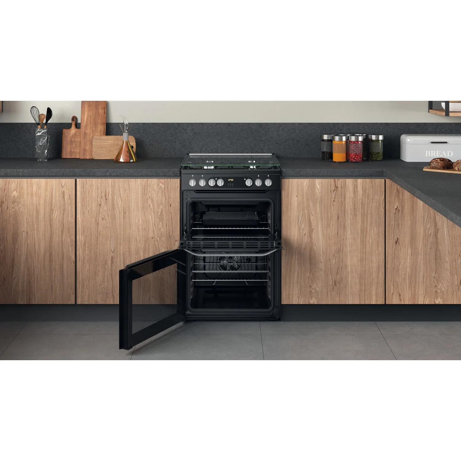 Hotpoint HDM67G9C2CB/UK Freestanding Gas Cooker - Black