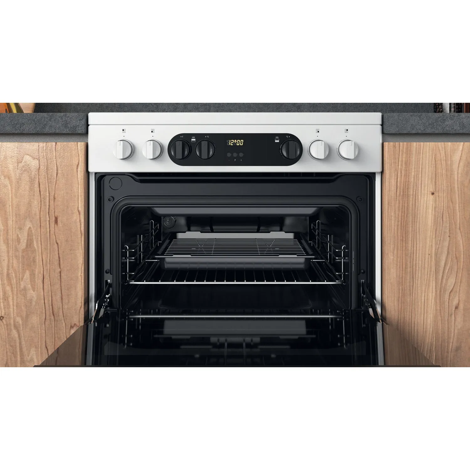 Hotpoint HDM67V9CMW/U Freestanding Electric Ceramic Cooker - White