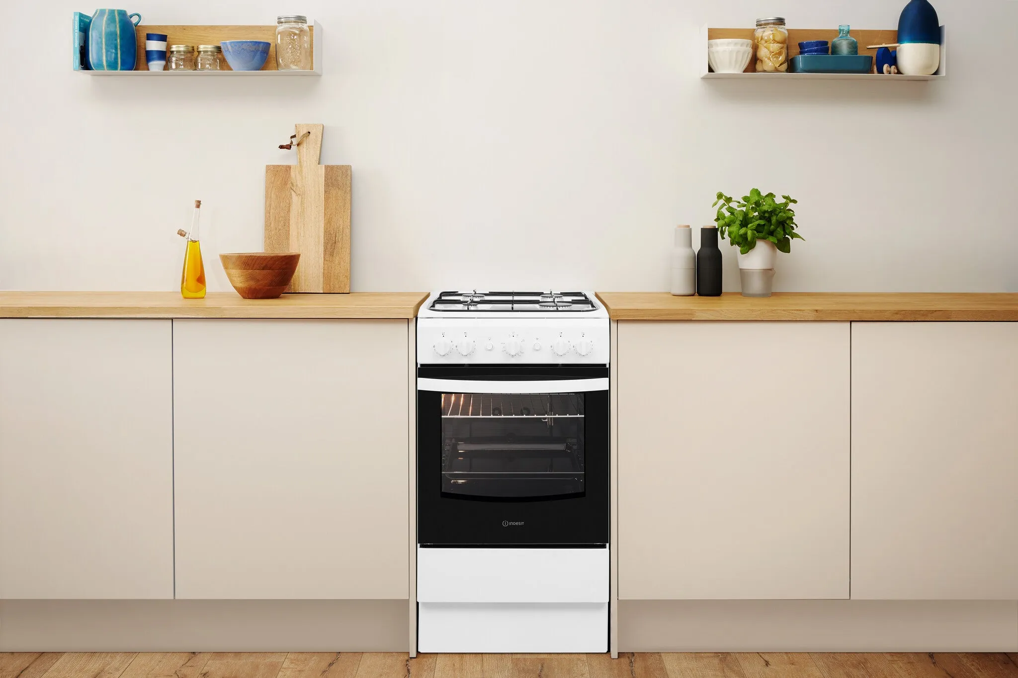 Indesit IS5G1KMW/U Freestanding Gas Cooker - Black, White