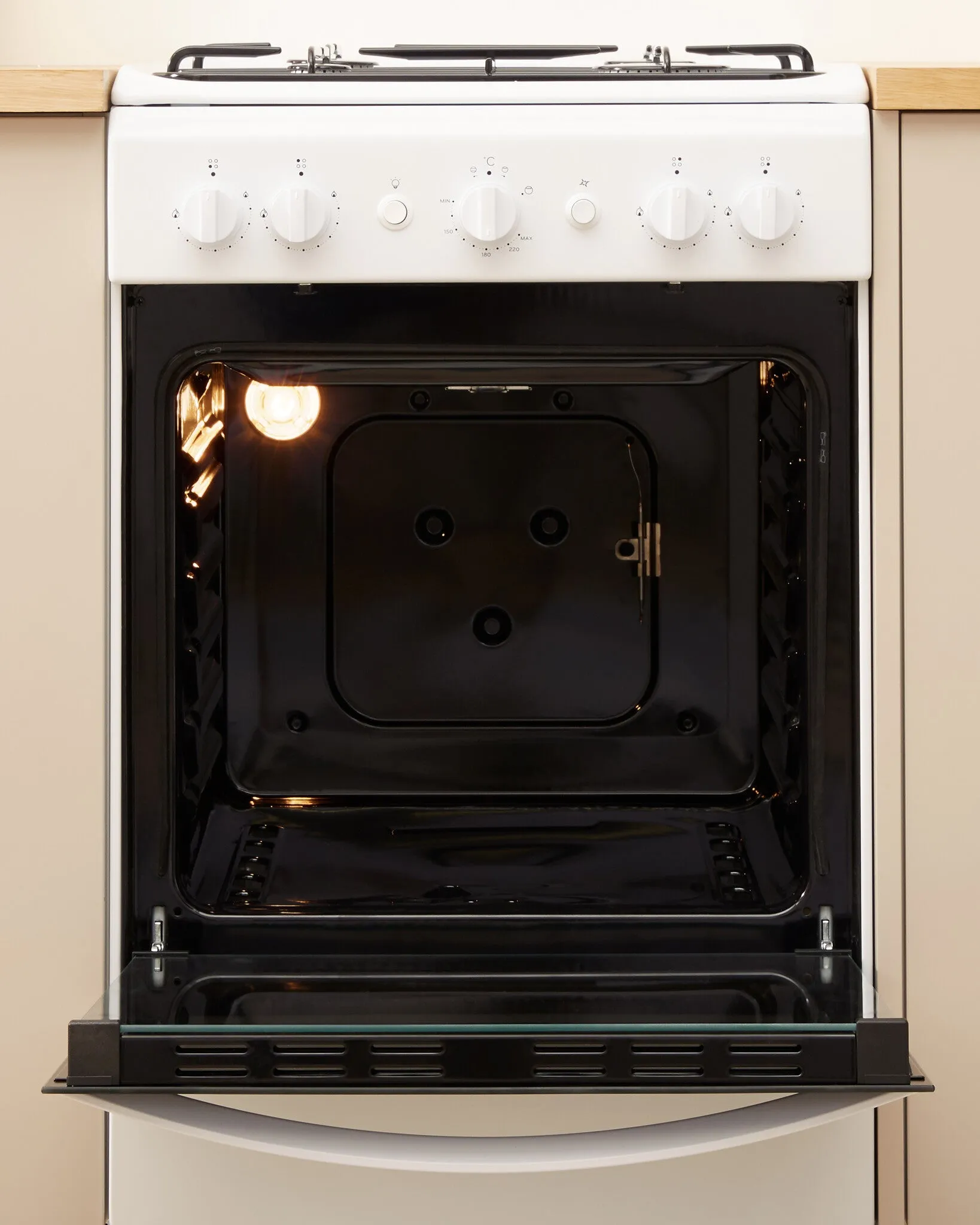 Indesit IS5G1KMW/U Freestanding Gas Cooker - Black, White