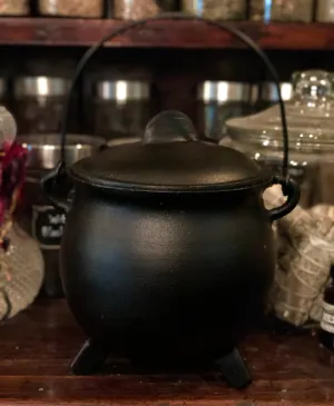 Large 8” Cast Iron Cauldron with Lid