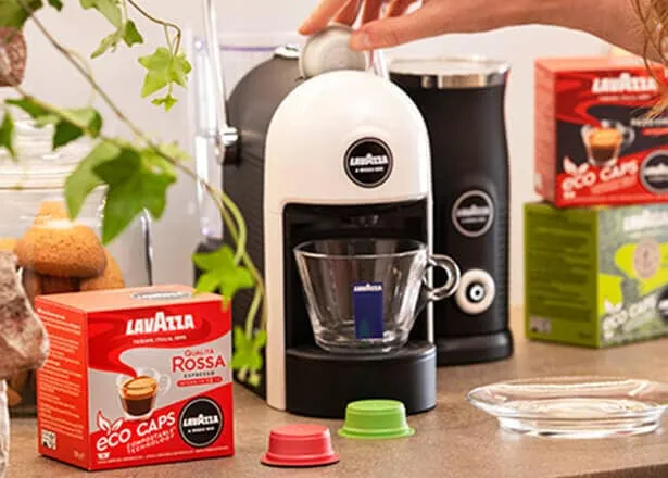Lavazza Jolie & Milk White
