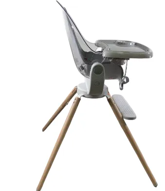 Munchkin 360-Degree Cloud Swivel High Chair