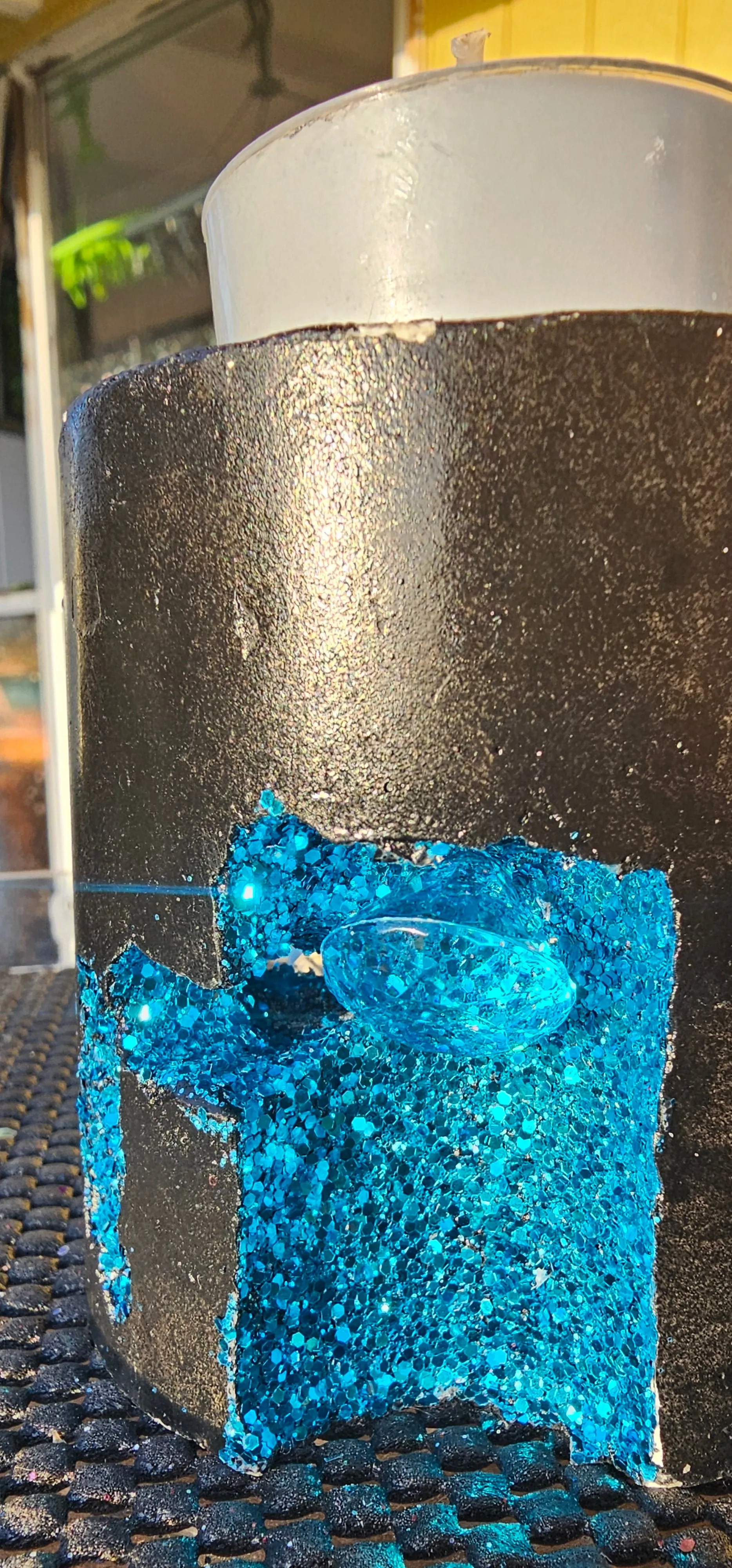 NEW CRYSTAL GEODE CANDLES & HOLDER RANGE