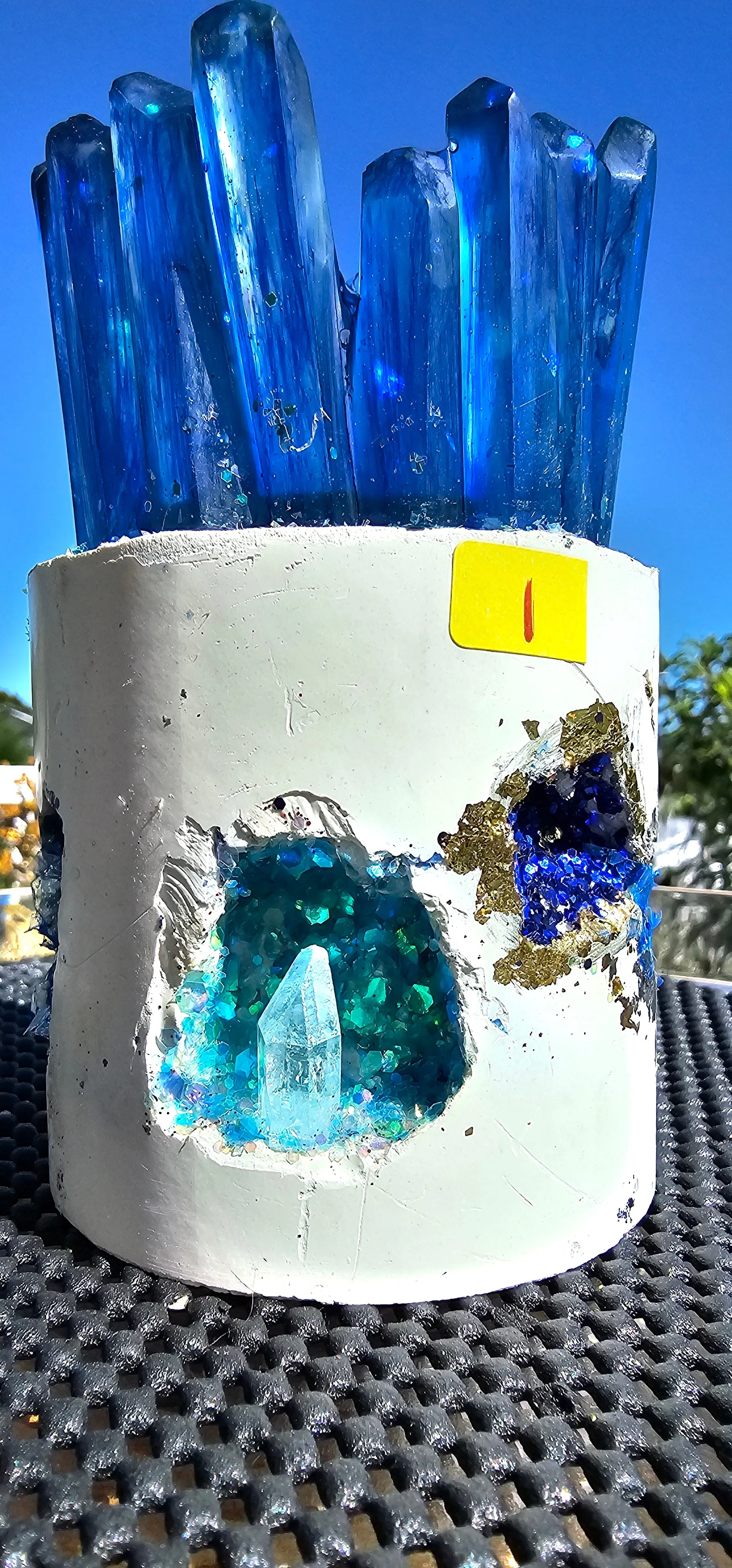 NEW CRYSTAL GEODE CANDLES & HOLDER RANGE