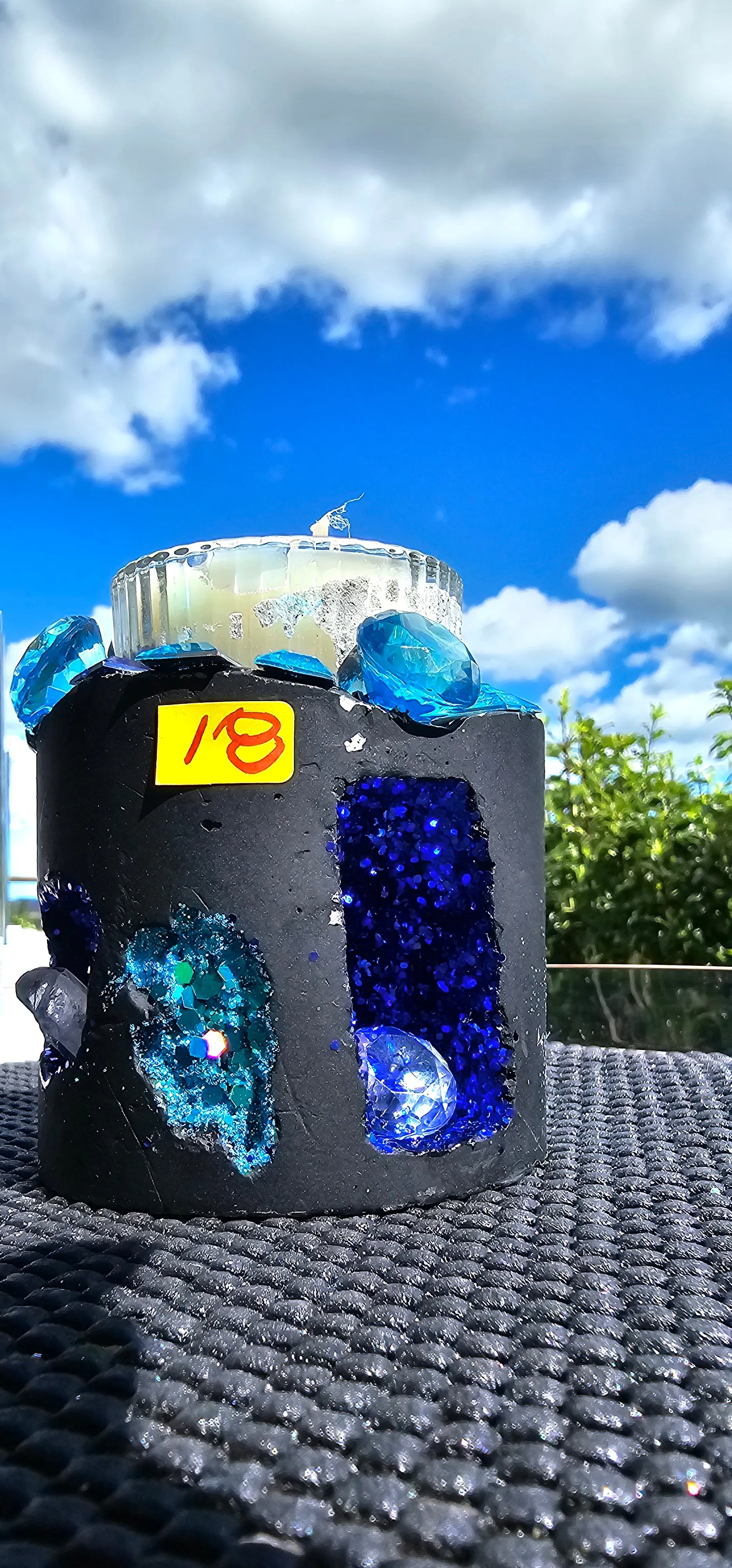 NEW CRYSTAL GEODE CANDLES & HOLDER RANGE