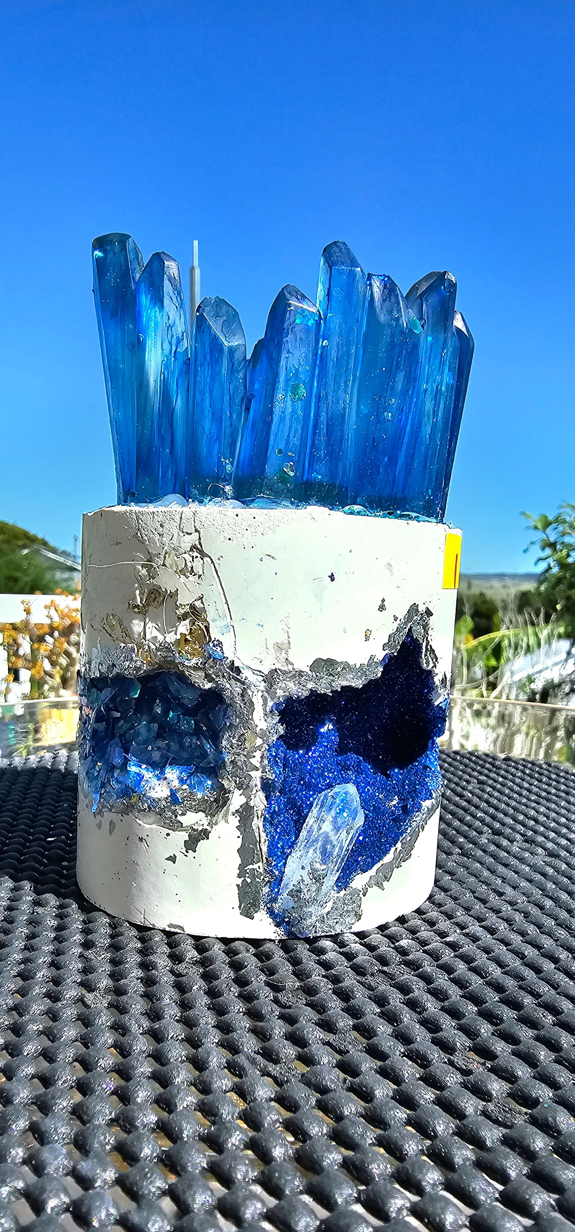 NEW CRYSTAL GEODE CANDLES & HOLDER RANGE