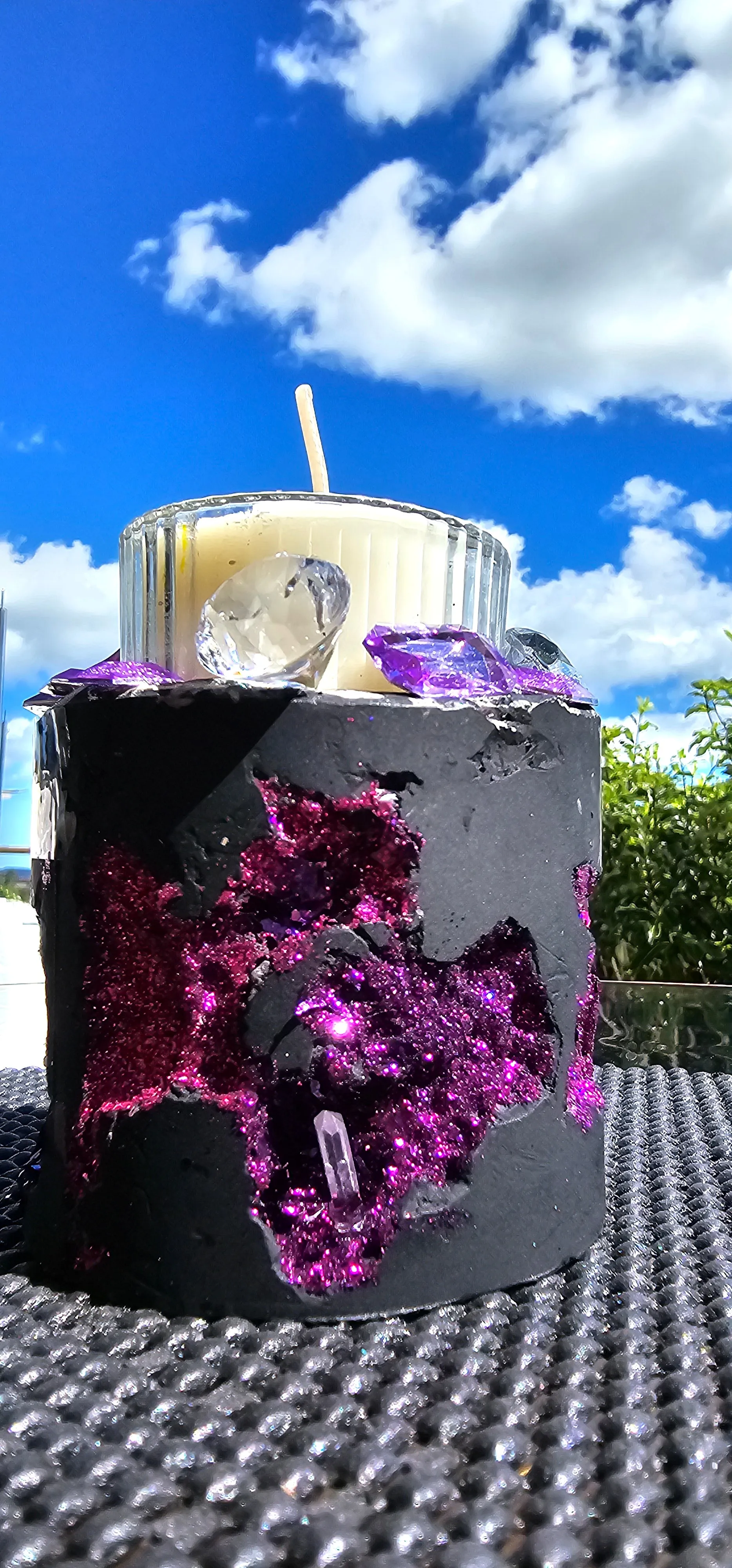 NEW CRYSTAL GEODE CANDLES & HOLDER RANGE
