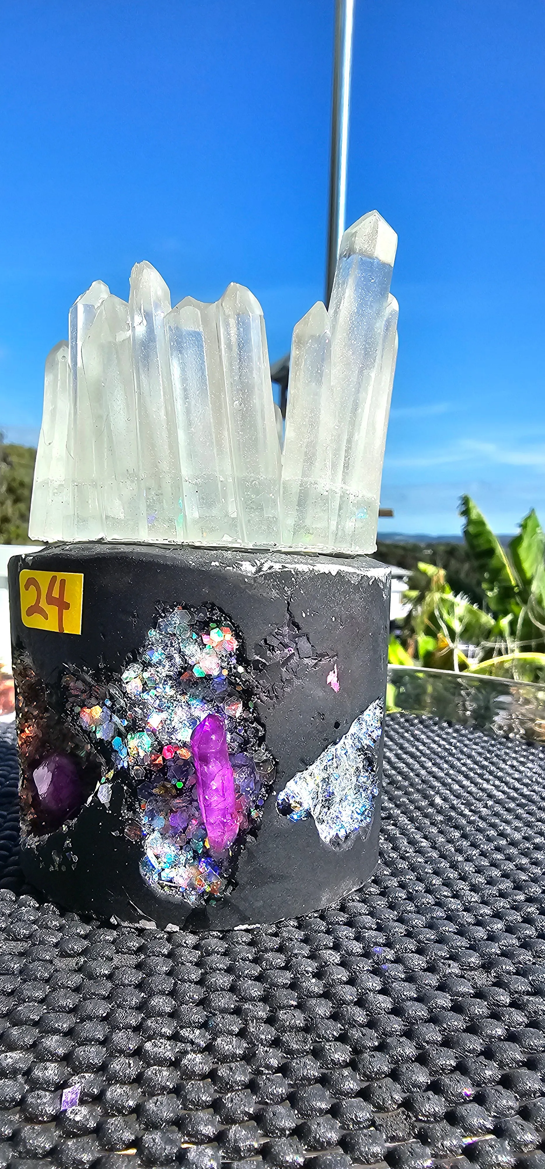 NEW CRYSTAL GEODE CANDLES & HOLDER RANGE