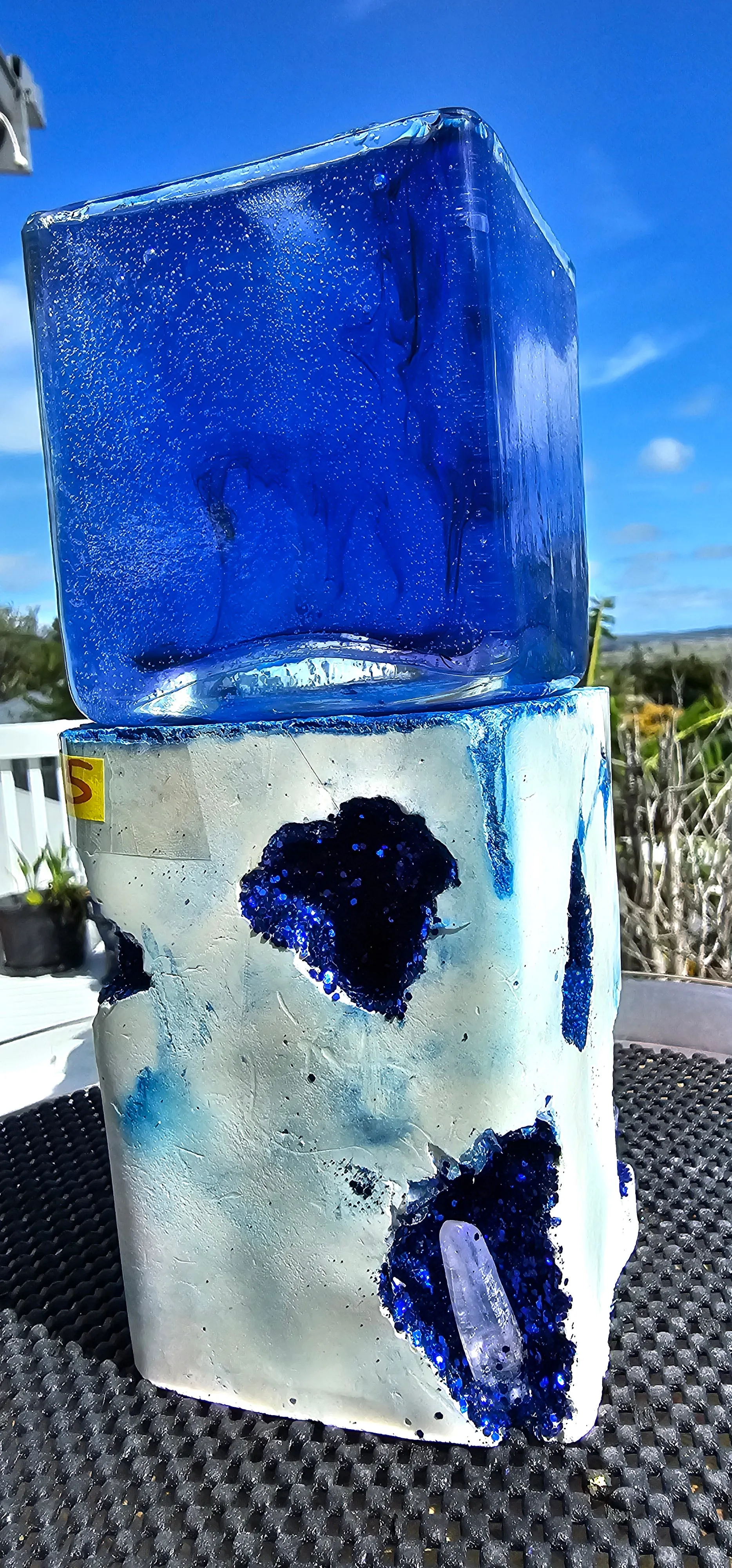 NEW CRYSTAL GEODE CANDLES & HOLDER RANGE