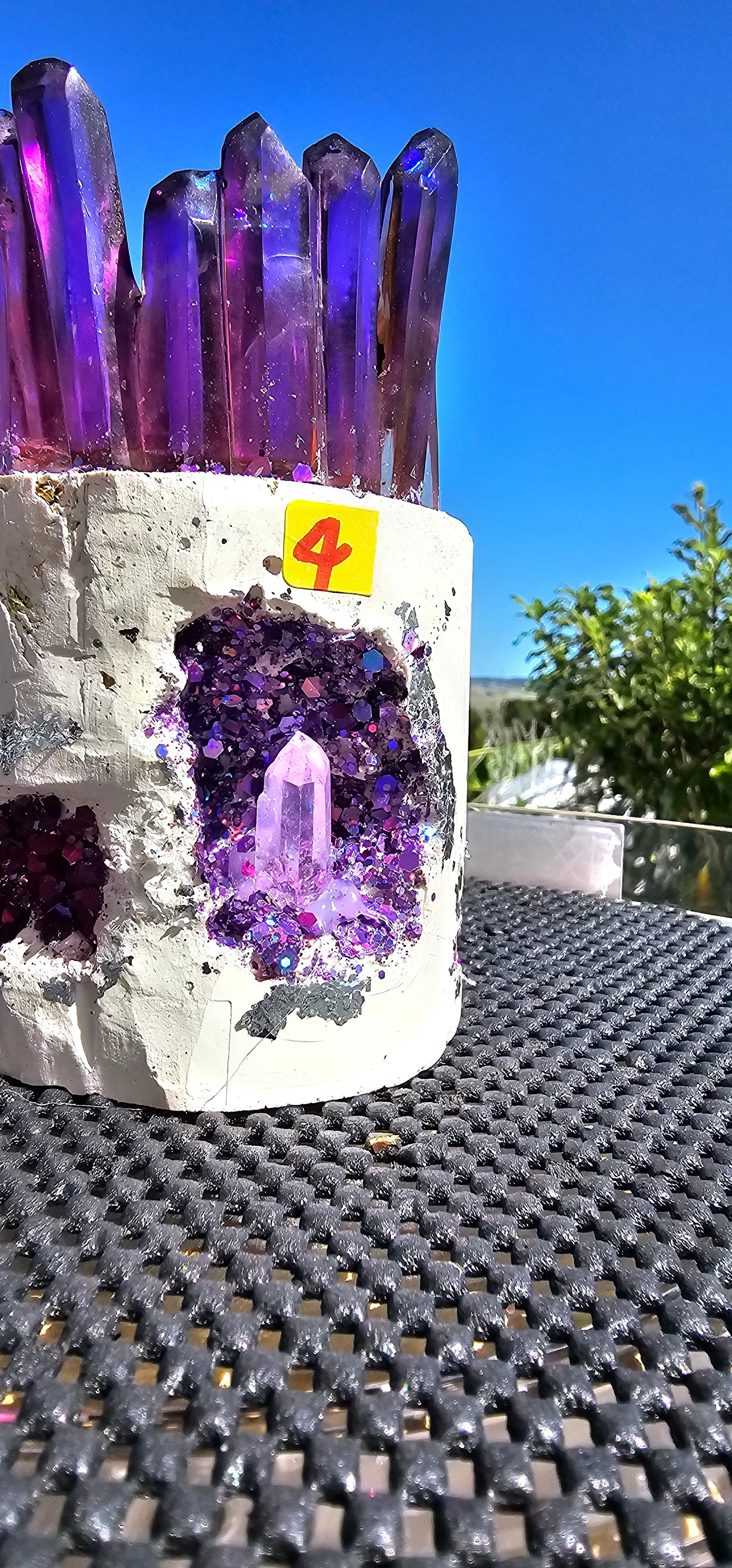 NEW CRYSTAL GEODE CANDLES & HOLDER RANGE