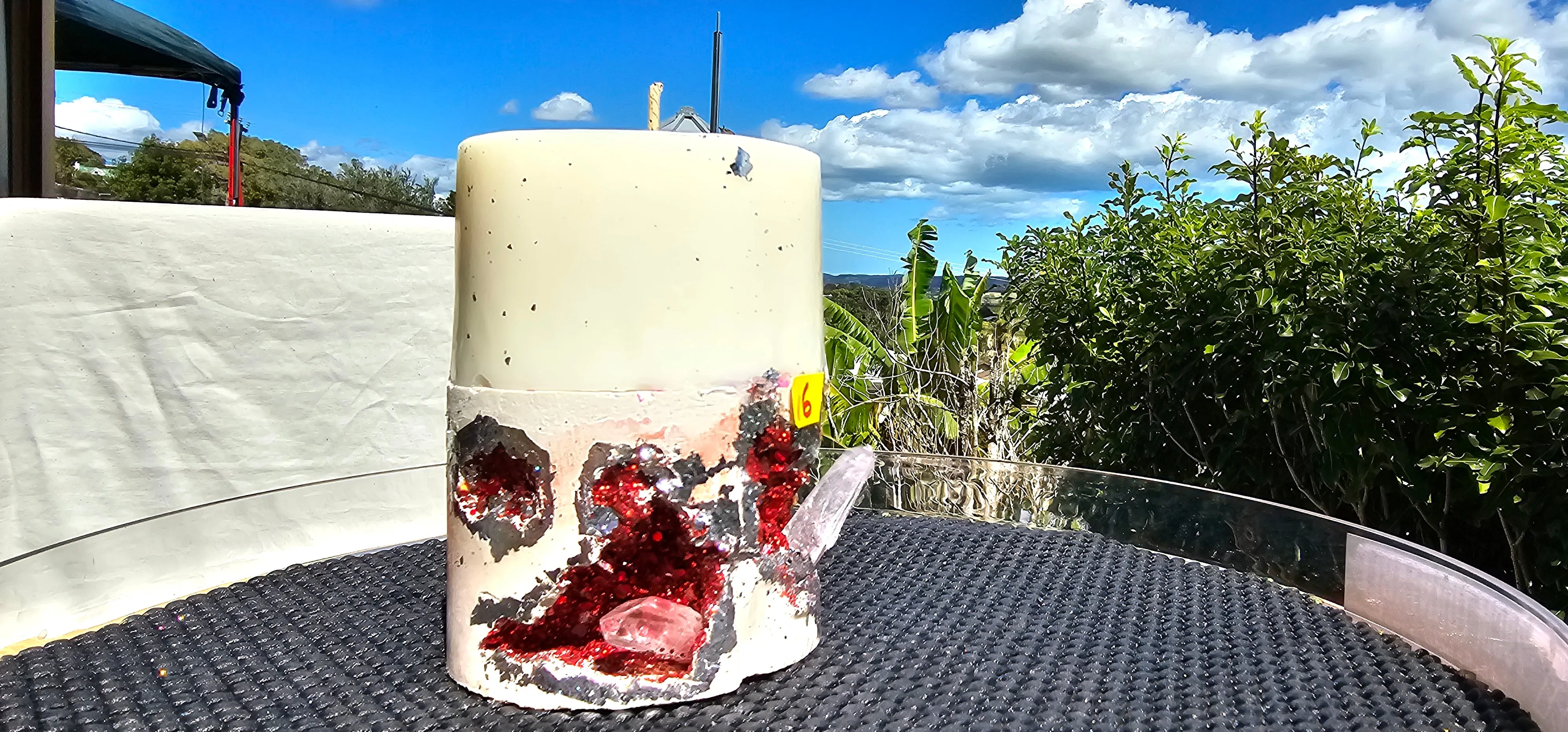 NEW CRYSTAL GEODE CANDLES & HOLDER RANGE