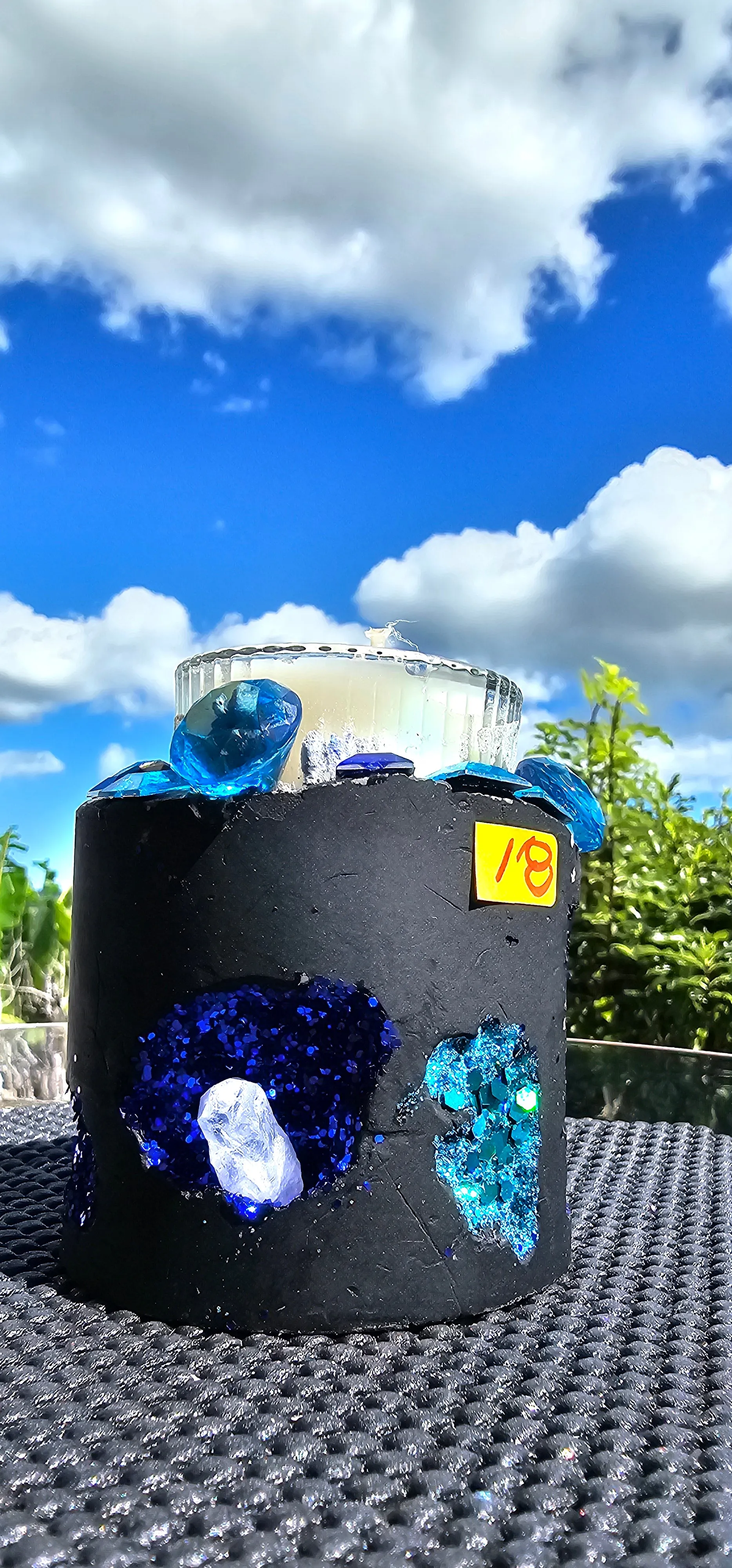 NEW CRYSTAL GEODE CANDLES & HOLDER RANGE