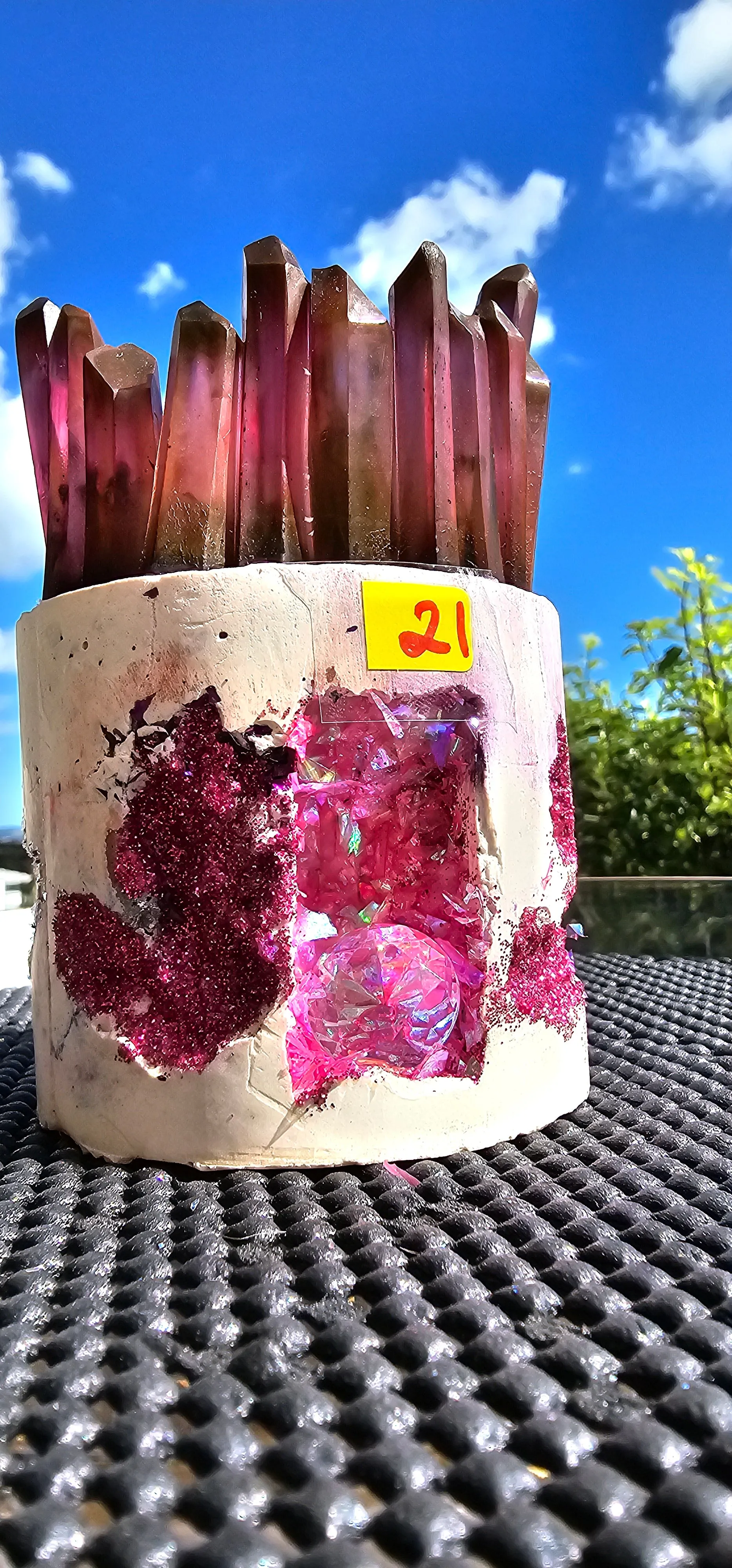 NEW CRYSTAL GEODE CANDLES & HOLDER RANGE