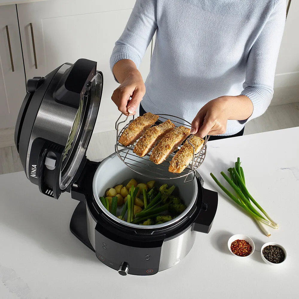 Ninja Foodi 11-in-1 SmartLid Multi-Cooker 6L OL550UK