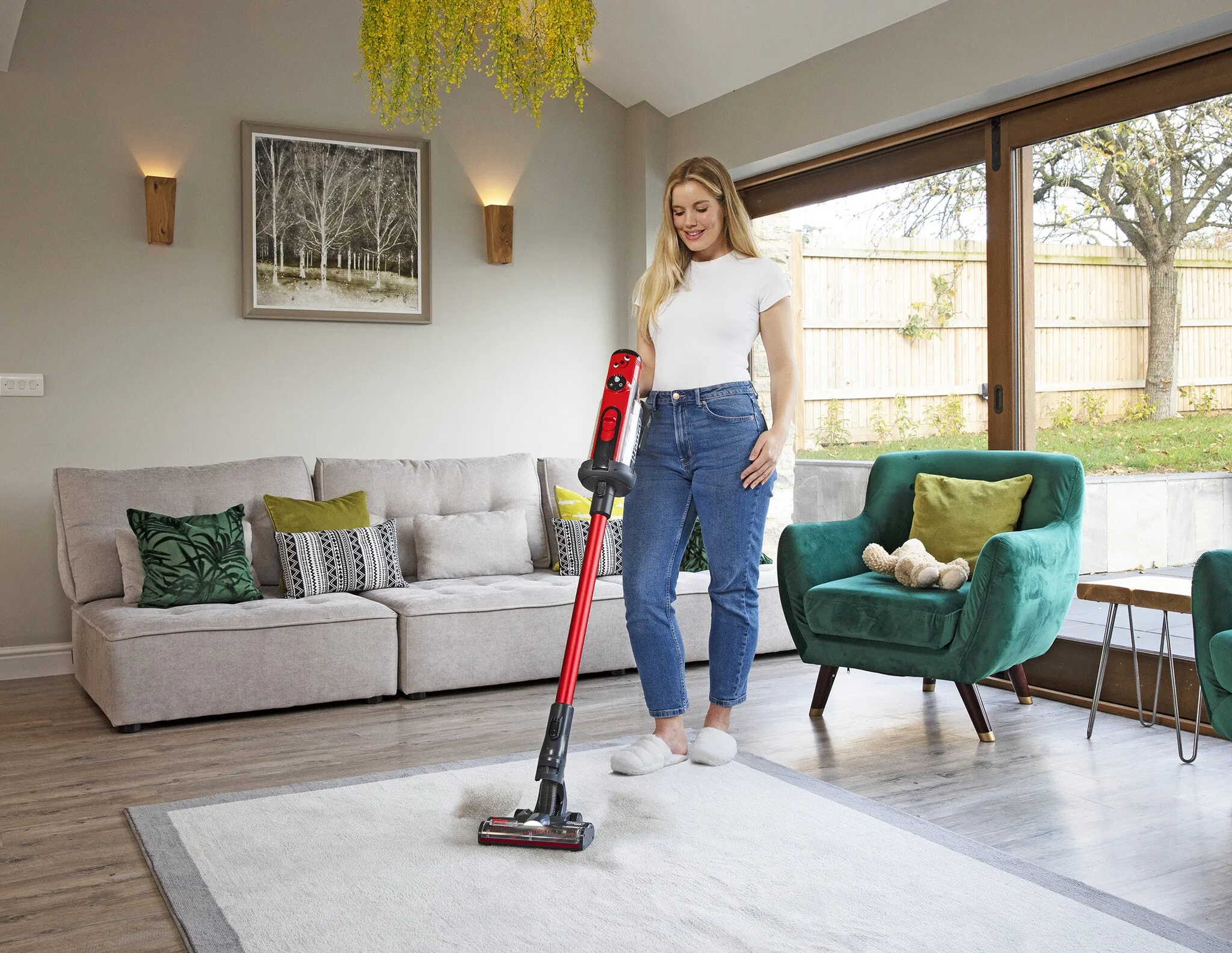 Numatic Henry Quick Cordless Vacuum - Red