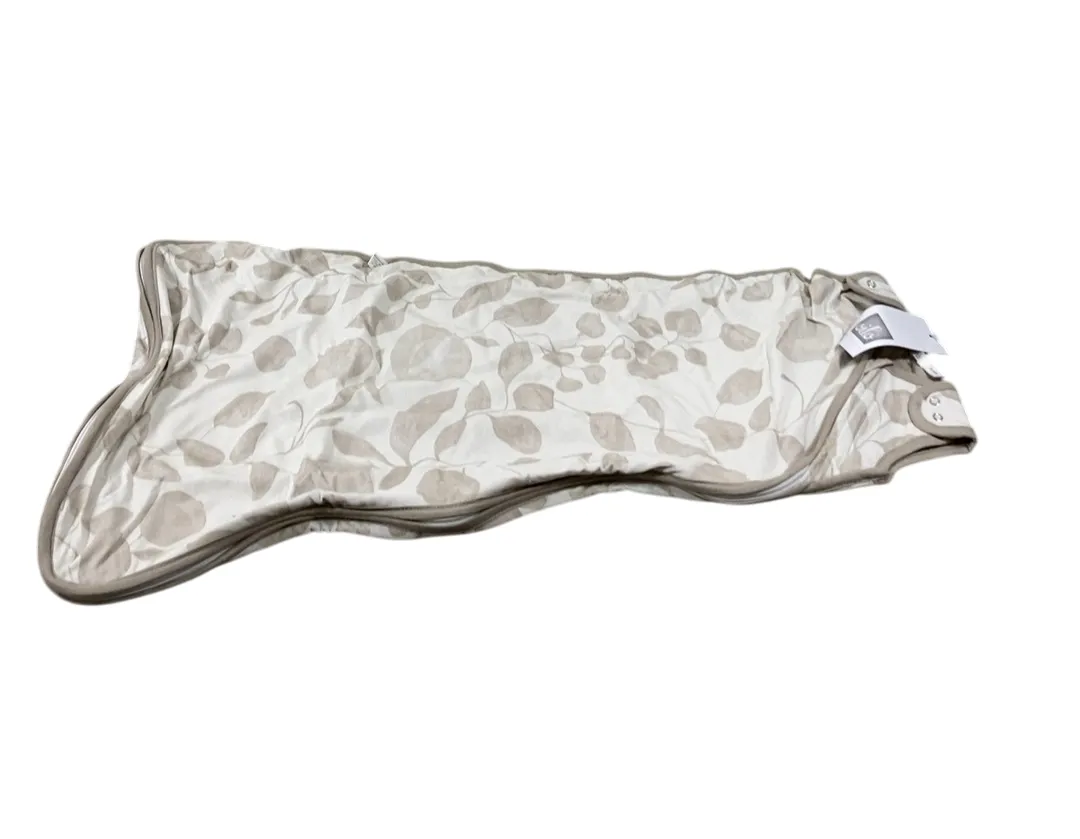 Oilo Studios Wearable Blanket 6-18 Months, Leaf