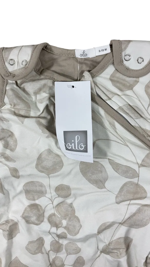 Oilo Studios Wearable Blanket 6-18 Months, Leaf