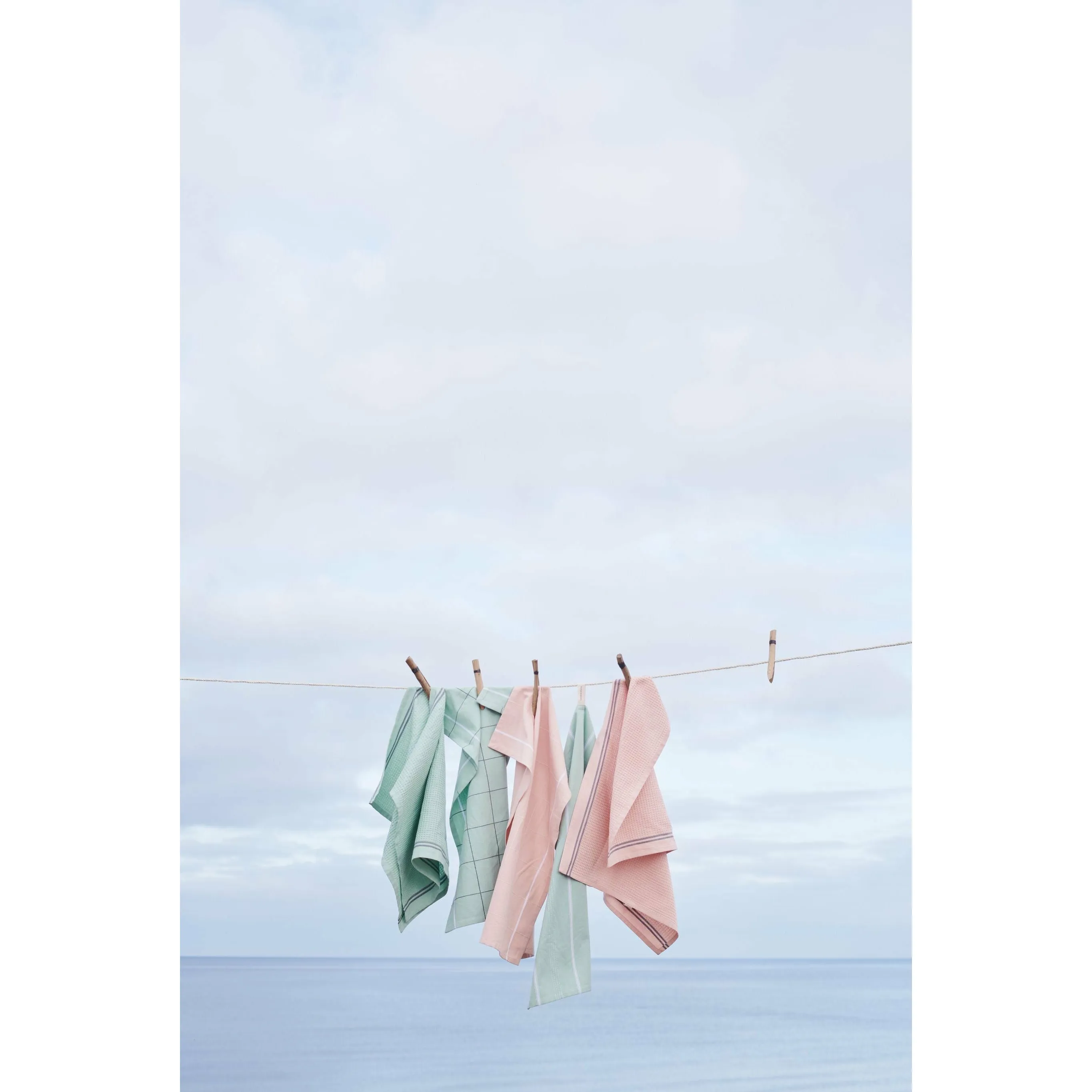 Rosendahl Beta Tea Towel, Mint