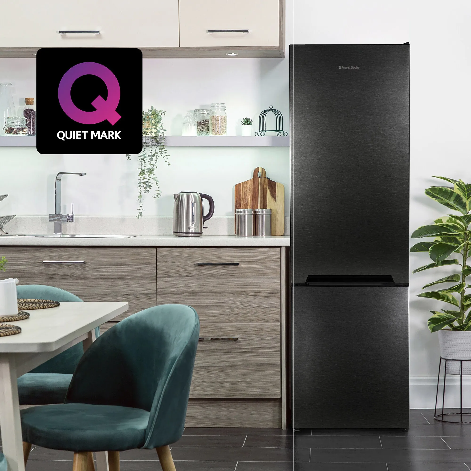Russell Hobbs RH180FFFF551E1DS fridge-freezer Freestanding 279 L E