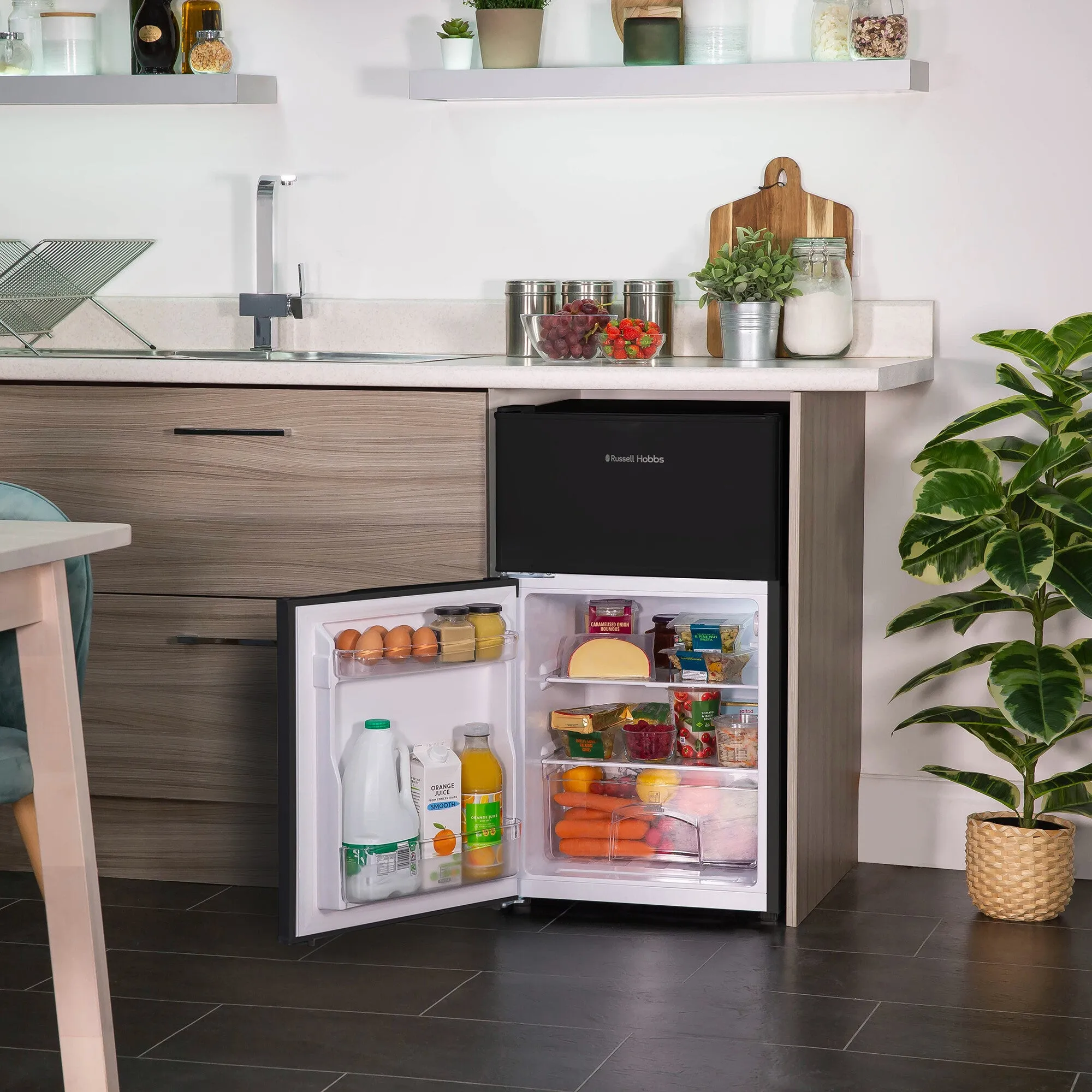 Russell Hobbs RH48UCFF2B fridge-freezer Freestanding 85 L F Black, White