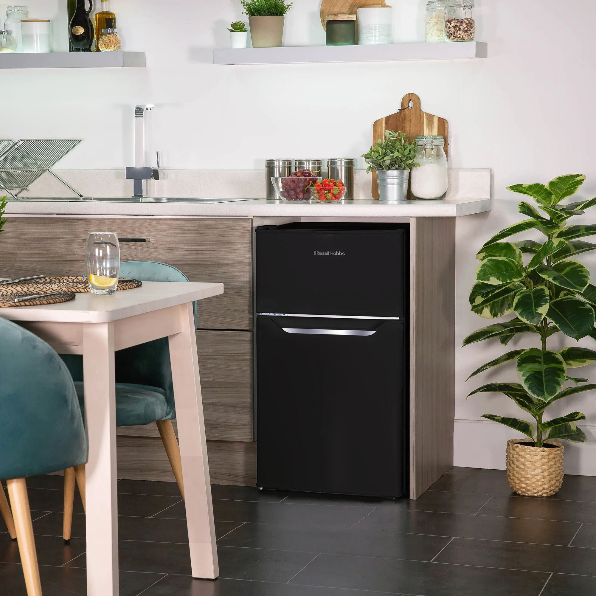 Russell Hobbs RH48UCFF2B fridge-freezer Freestanding 85 L F Black, White