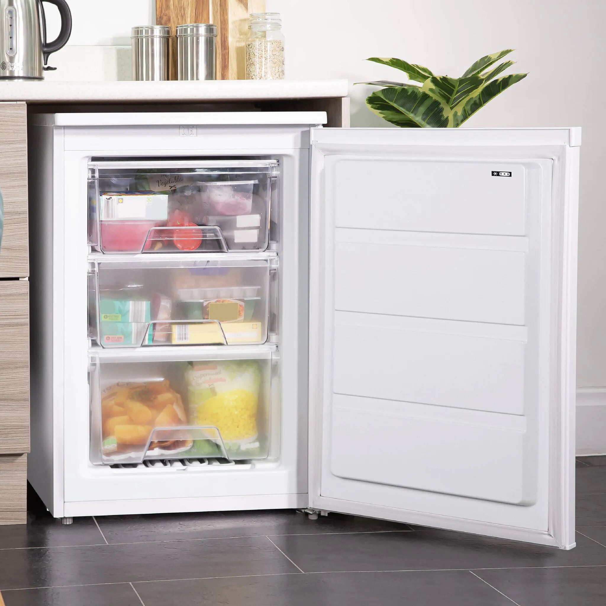 Russell Hobbs RH55UCFZ6 freezer Upright freezer Undercounter 83 L F White