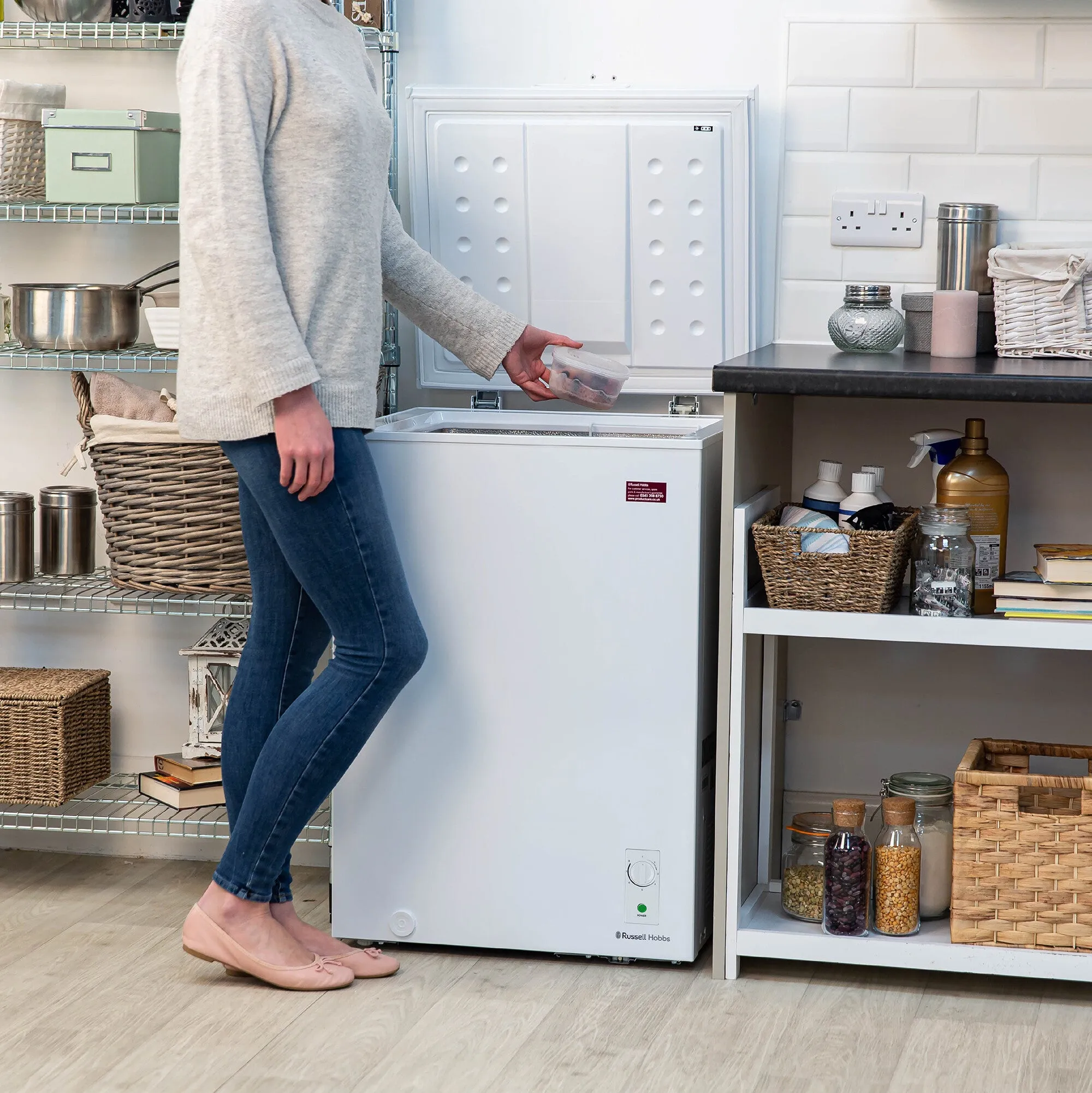 Russell Hobbs RH99CF1001 99L Chest Freezer- White