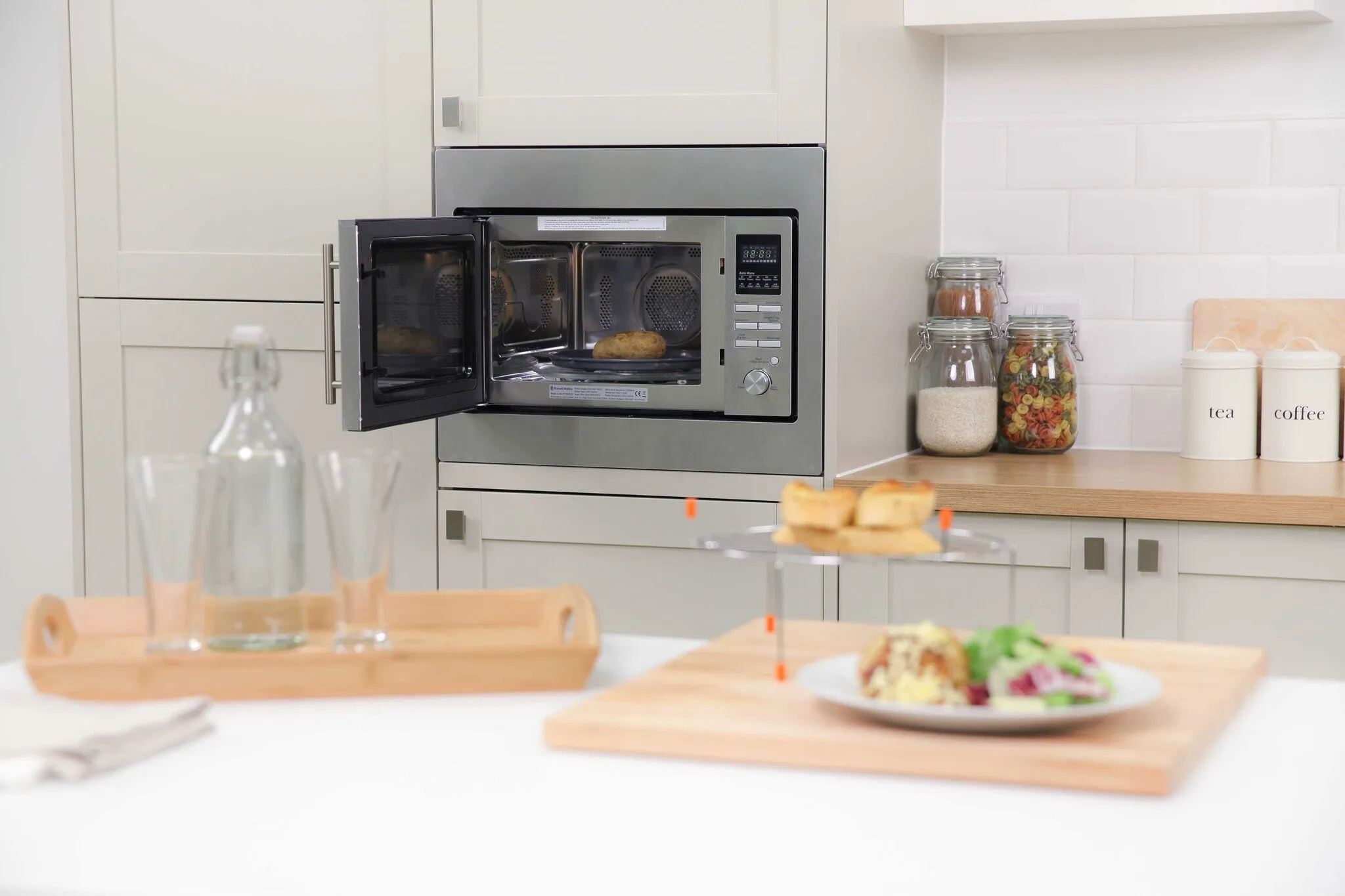Russell Hobbs RHBM2503 Built-in 25L 900W Combination Microwave
