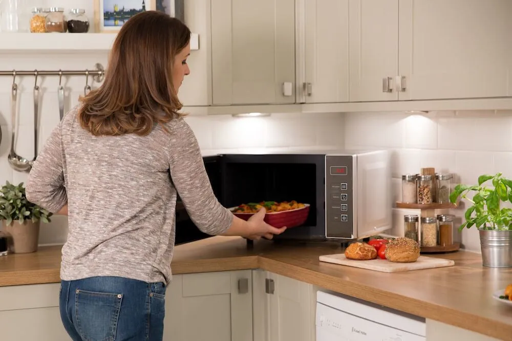 Russell Hobbs RHEM2301S microwave Silver Solo microwave Countertop 23 L 800 W