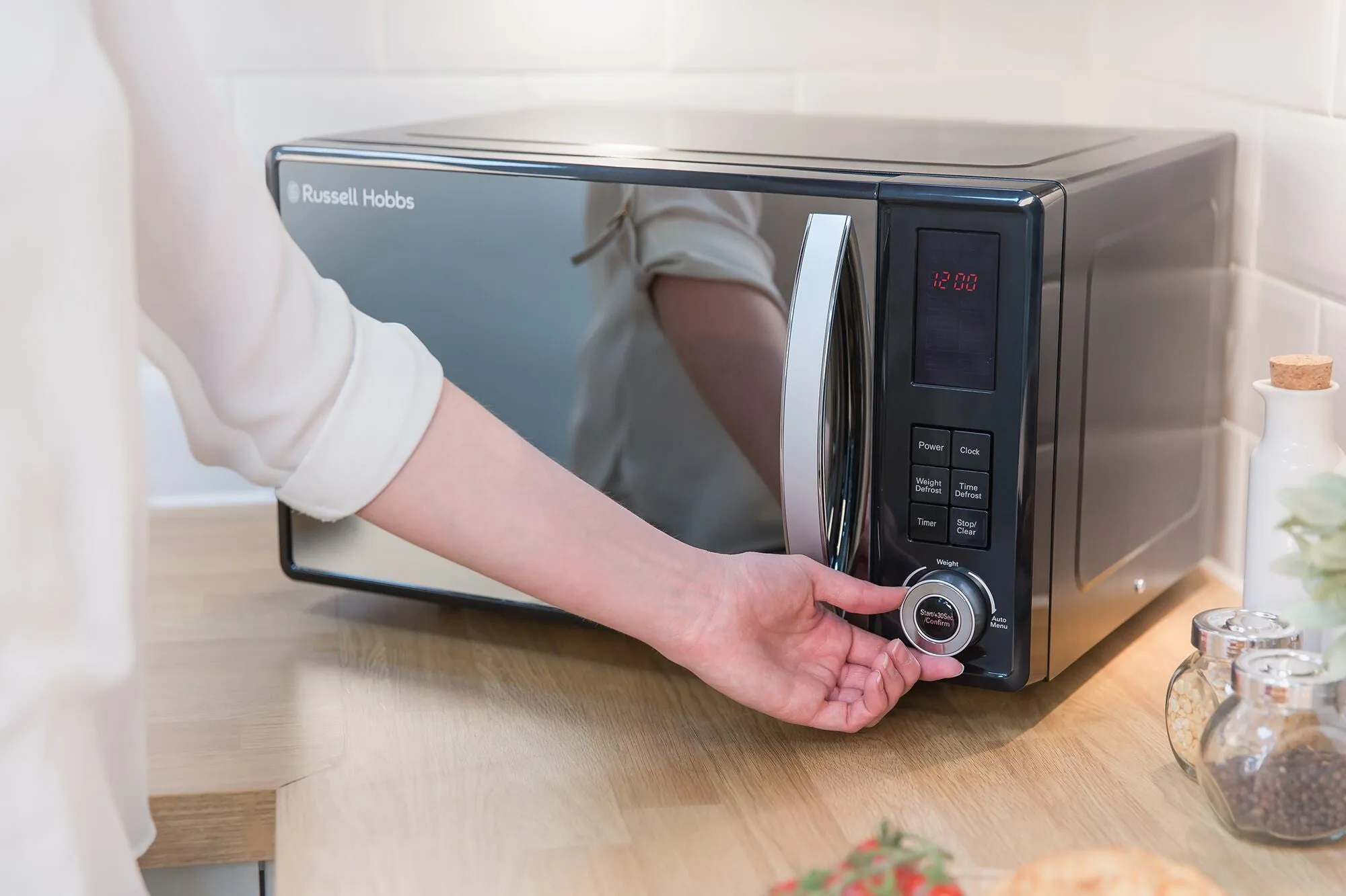 Russell Hobbs RHM2362B-G microwave Black Solo microwave Countertop 23 L 800 W