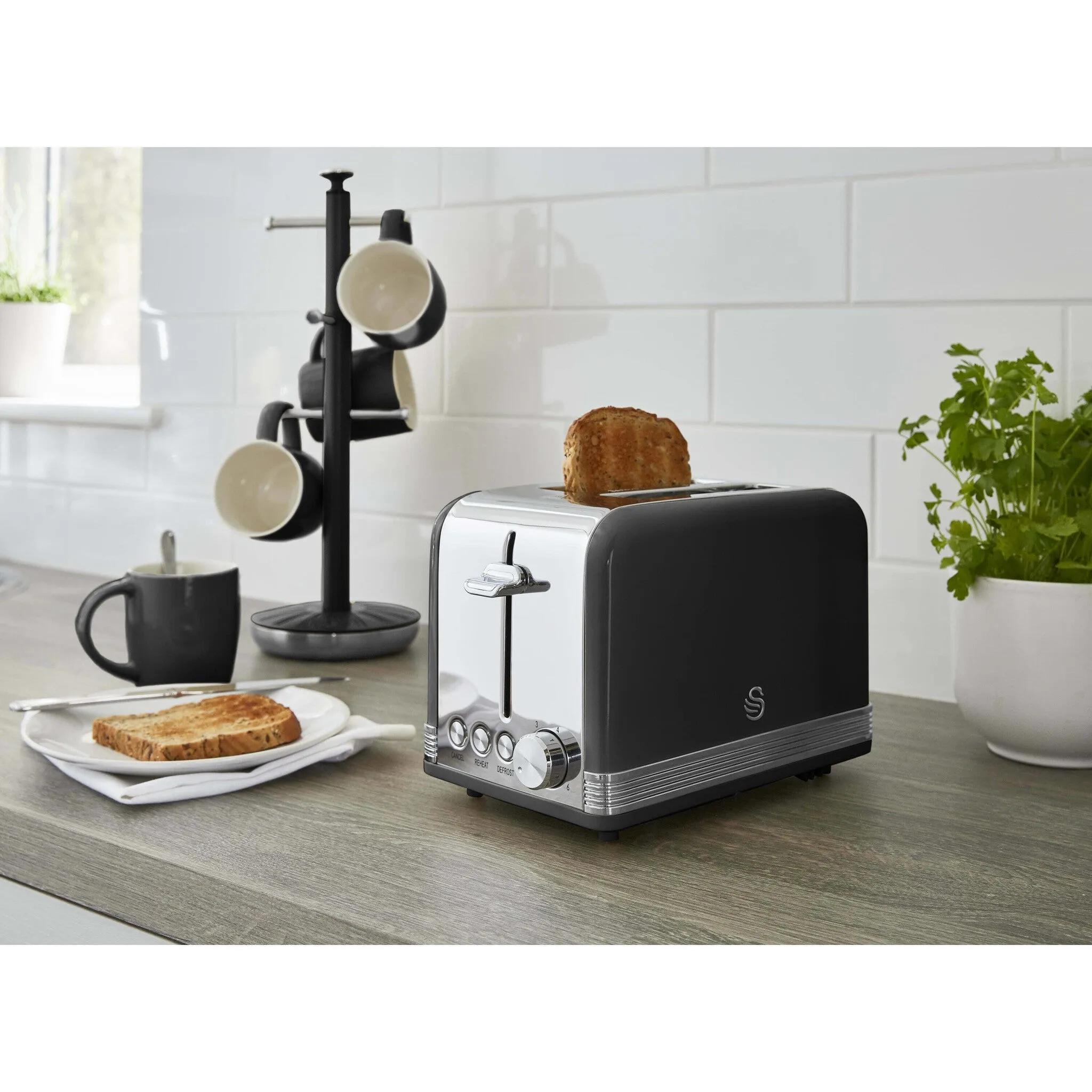 Swan 2 Slice Retro Toaster