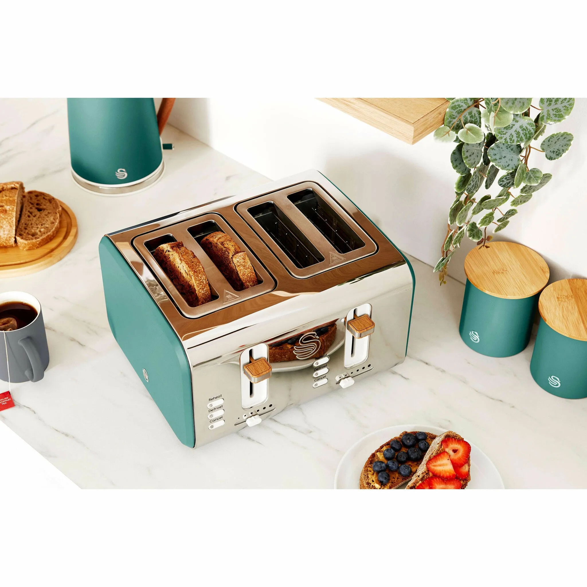 Swan 4 Slice Nordic Style Toaster