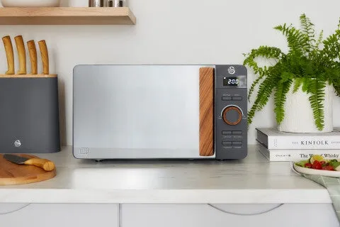 Swan Nordic SM22036LGRYN 20L 800W Solo Microwave- Grey