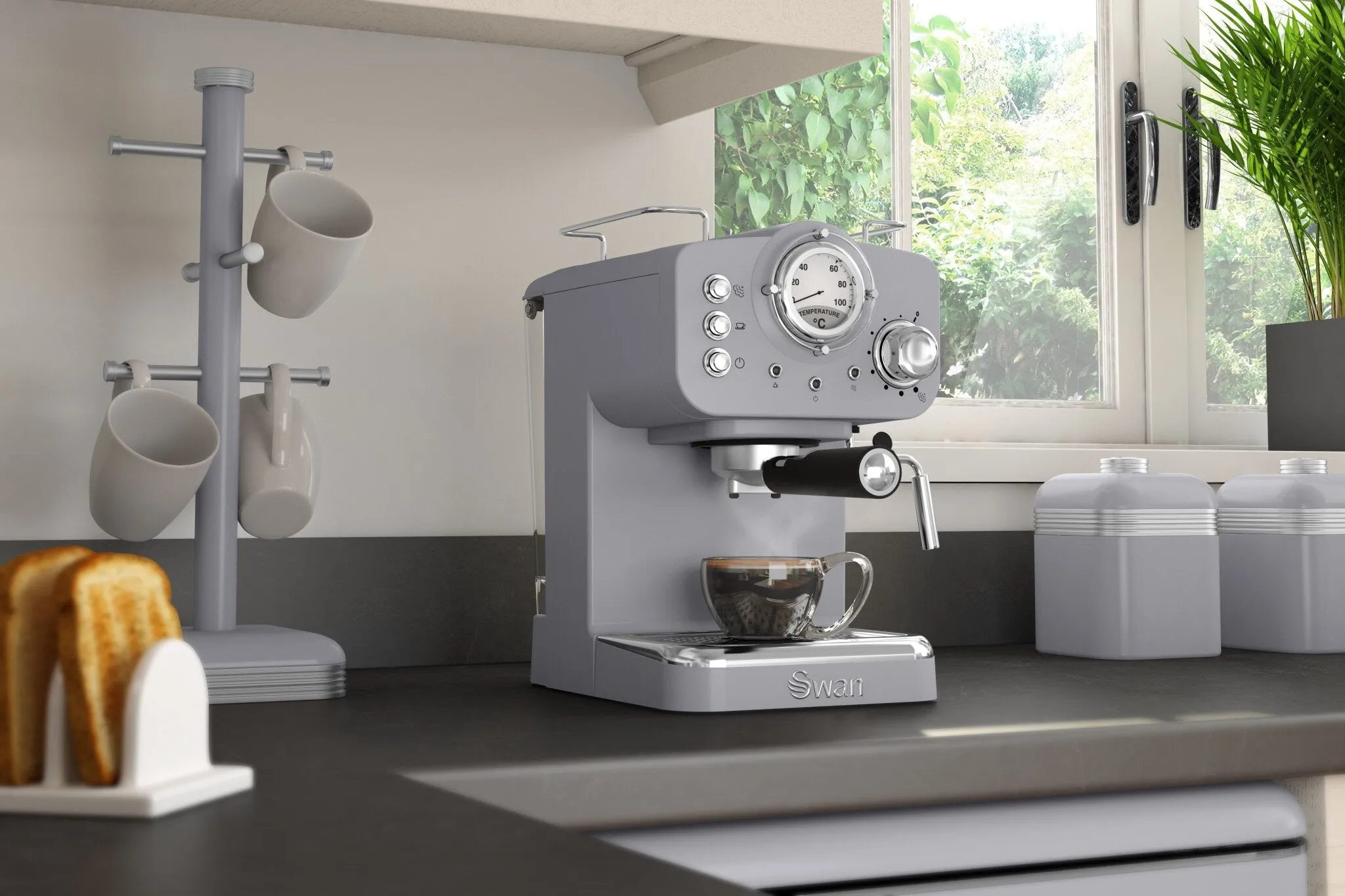 Swan Retro Pump Espresso Coffee Machine