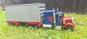 TRUCK TRAILER WITH FLAMES